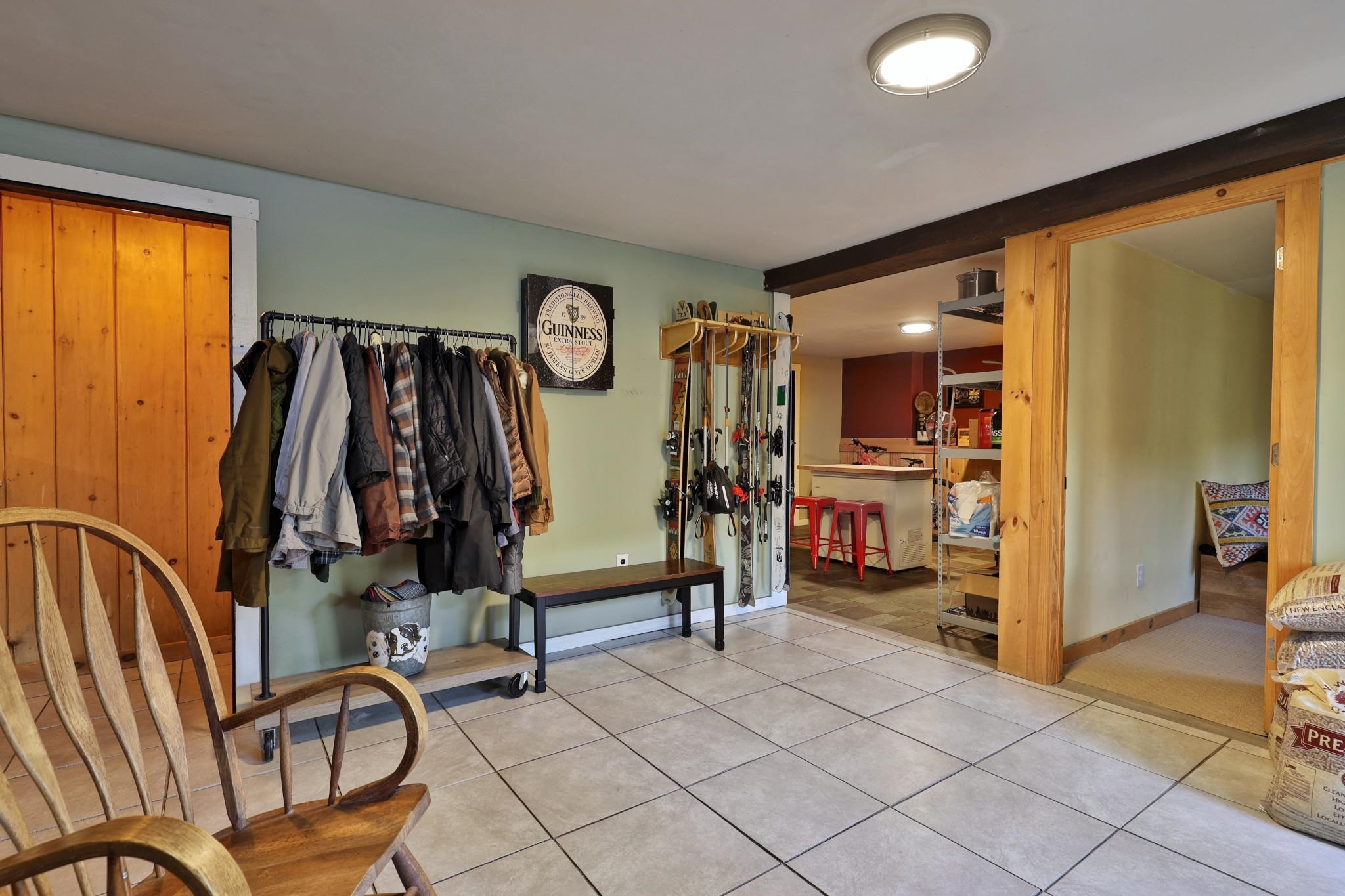 5460 Route 100