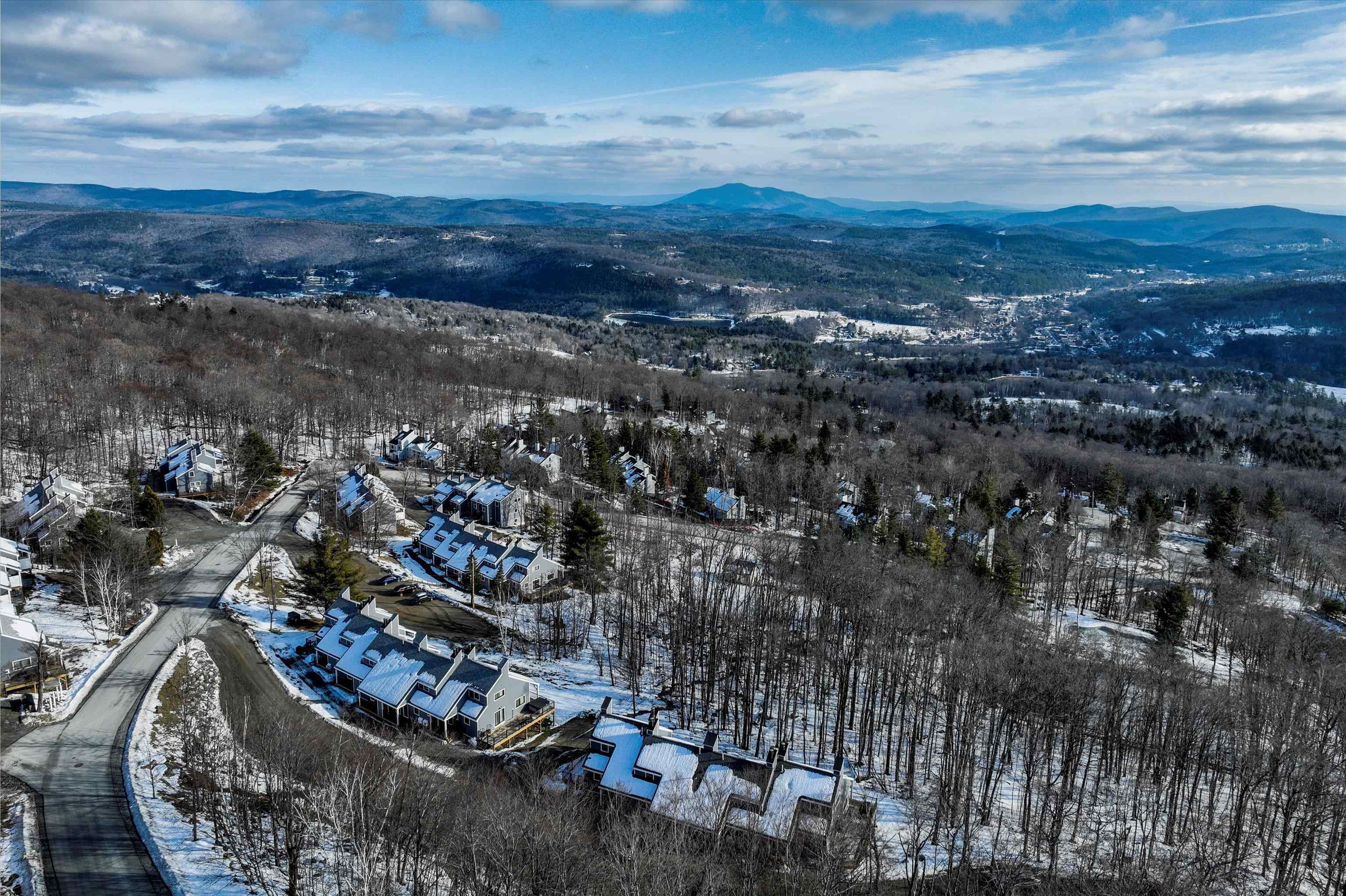 147 Okemo Trailside Extension Unit: 24C, Upper