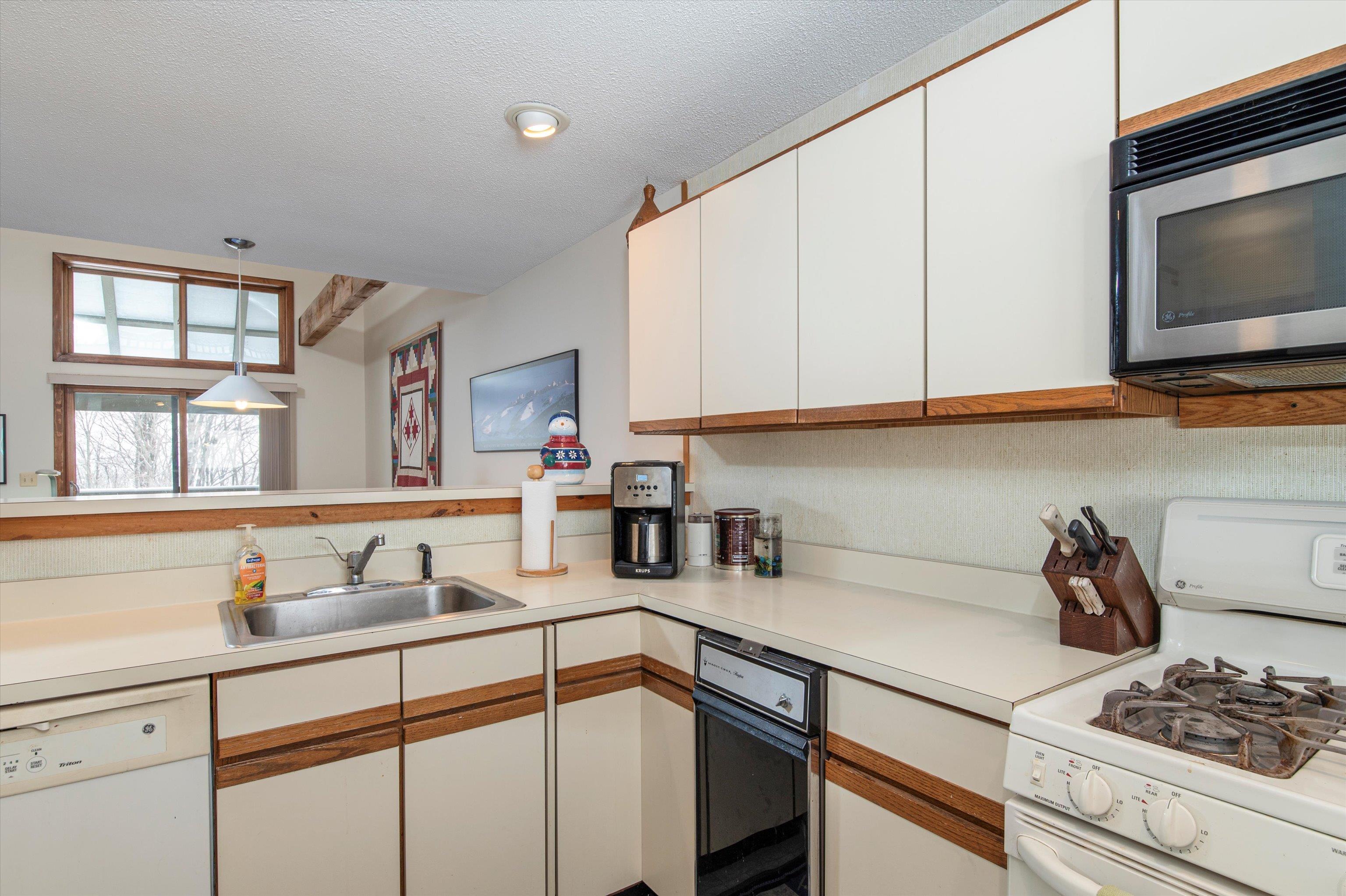 360 Okemo Trailside Extension Unit: 37C