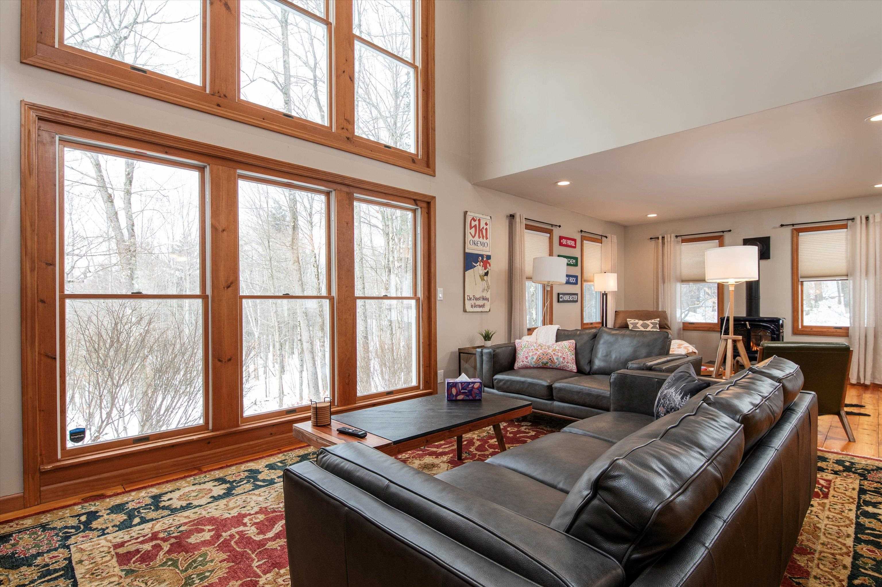 256 Bowlsville Road South