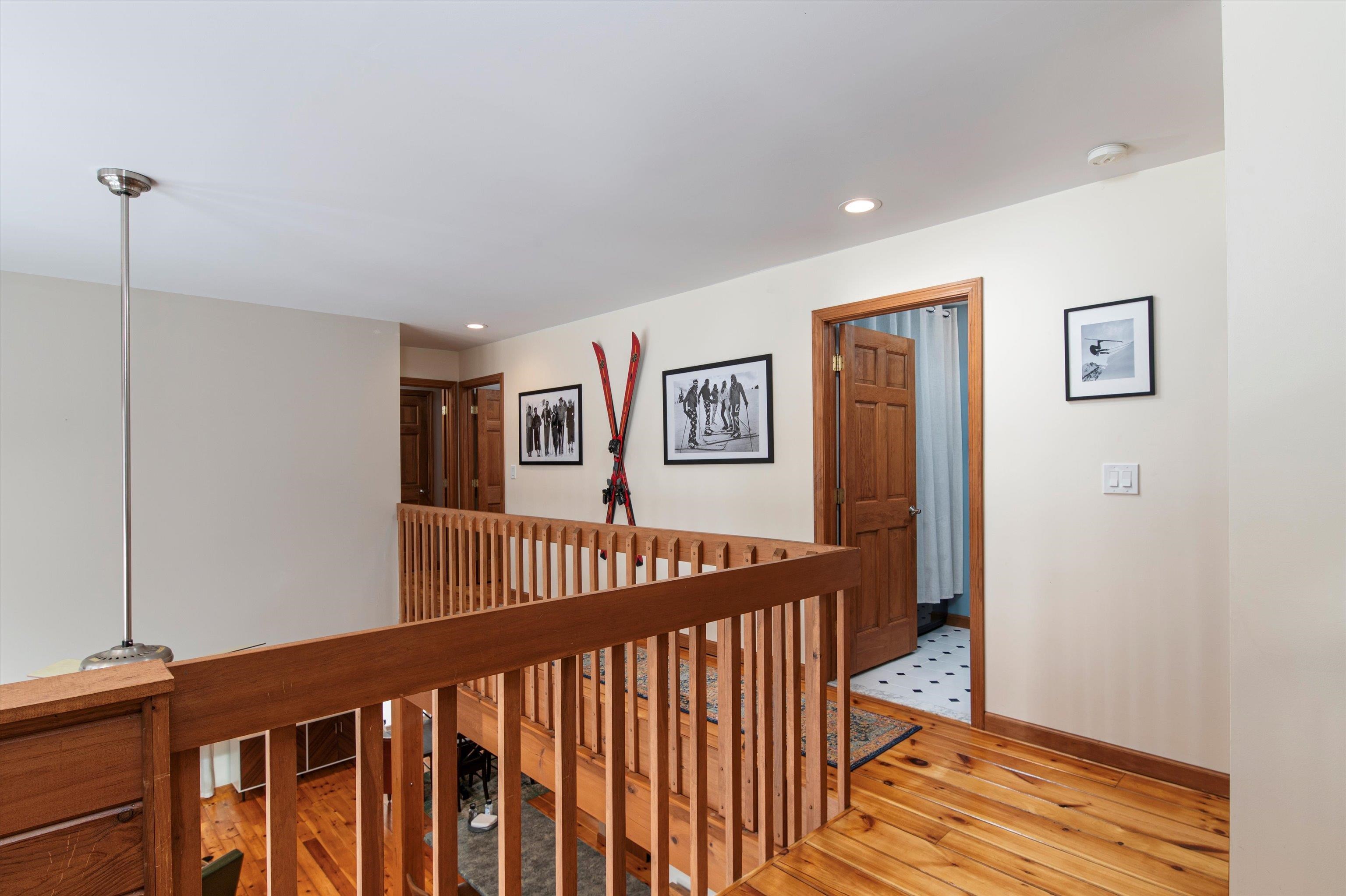 256 Bowlsville Road South