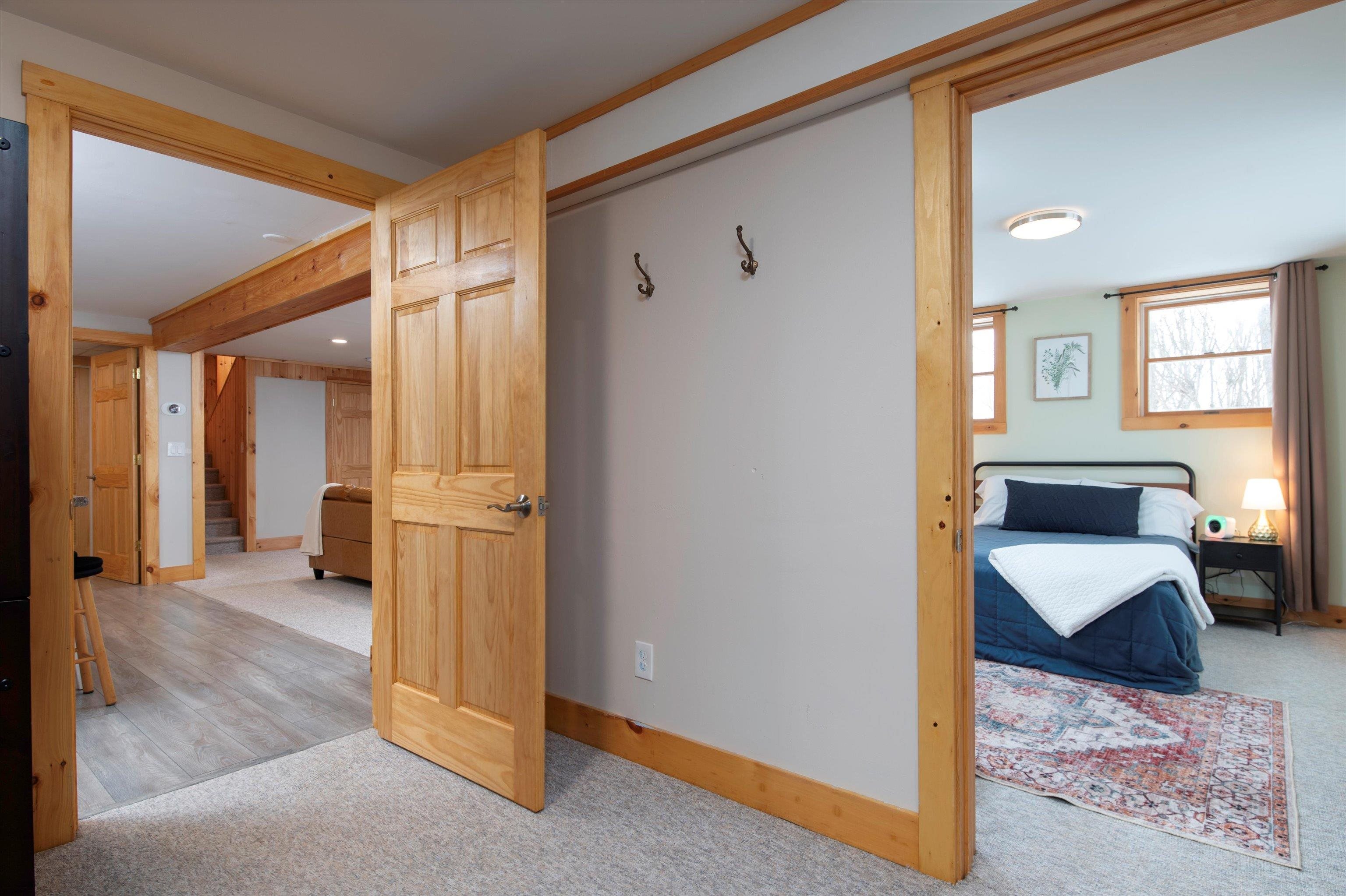 256 Bowlsville Road South