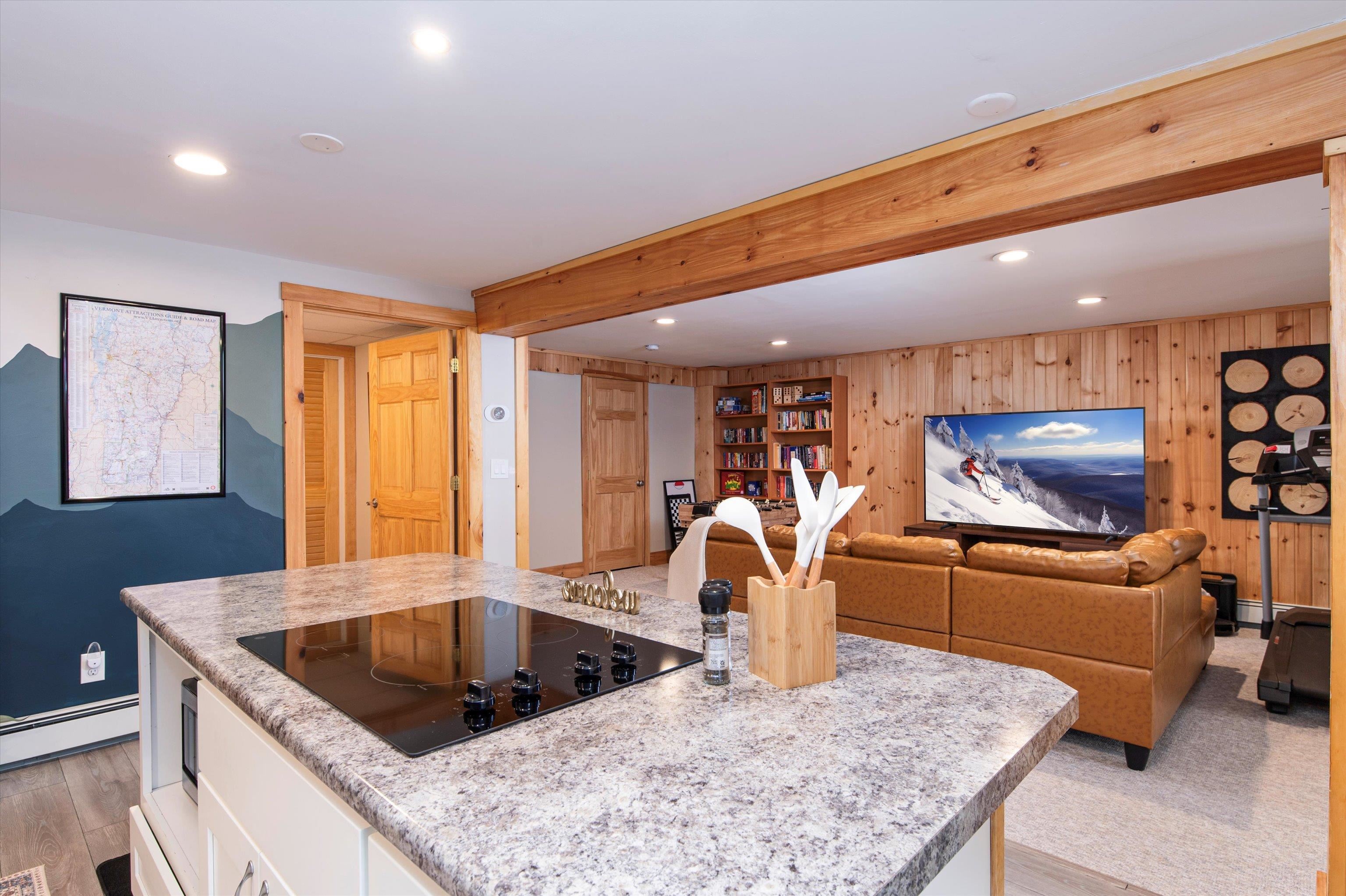 256 Bowlsville Road South