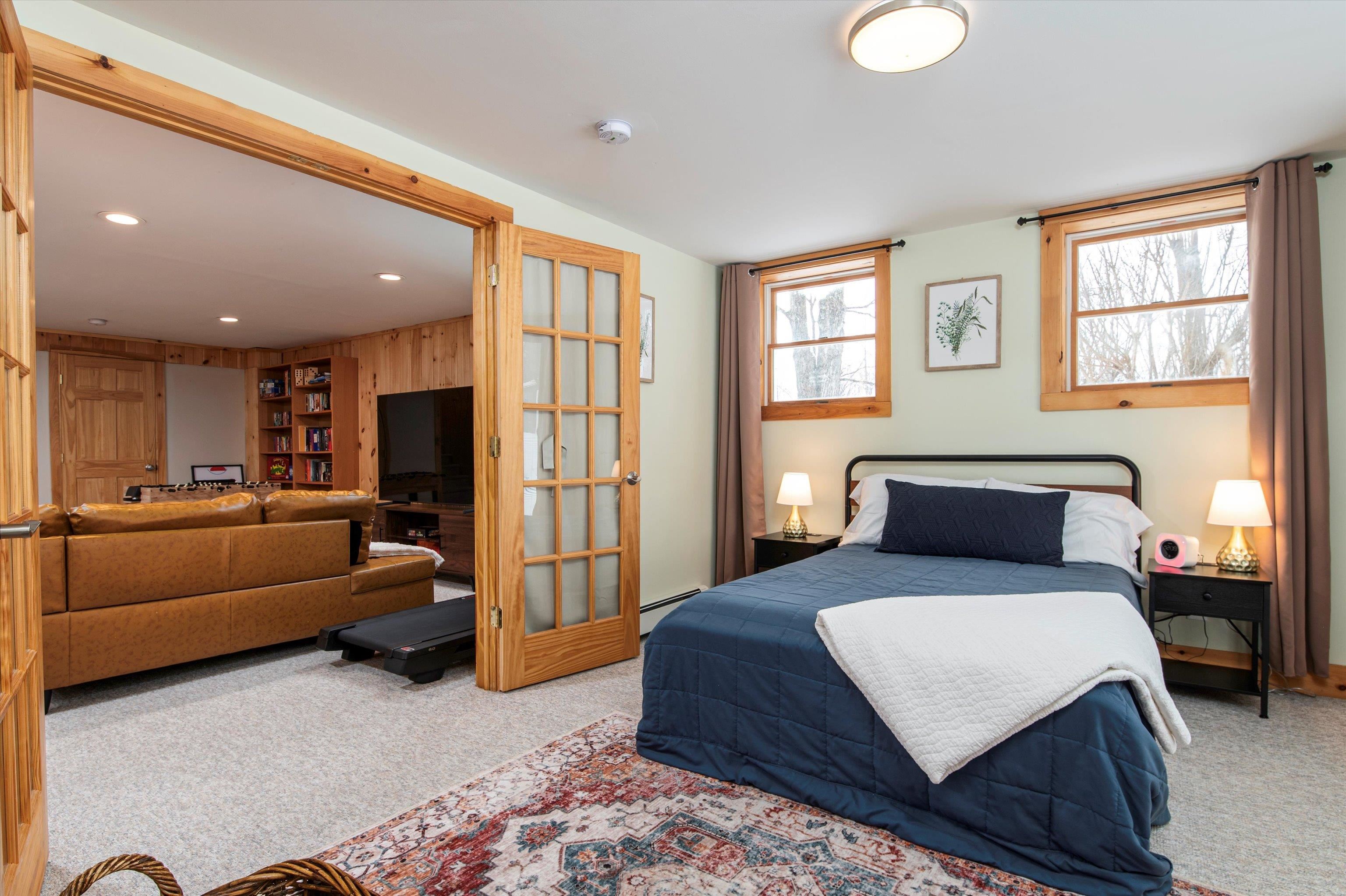 256 Bowlsville Road South