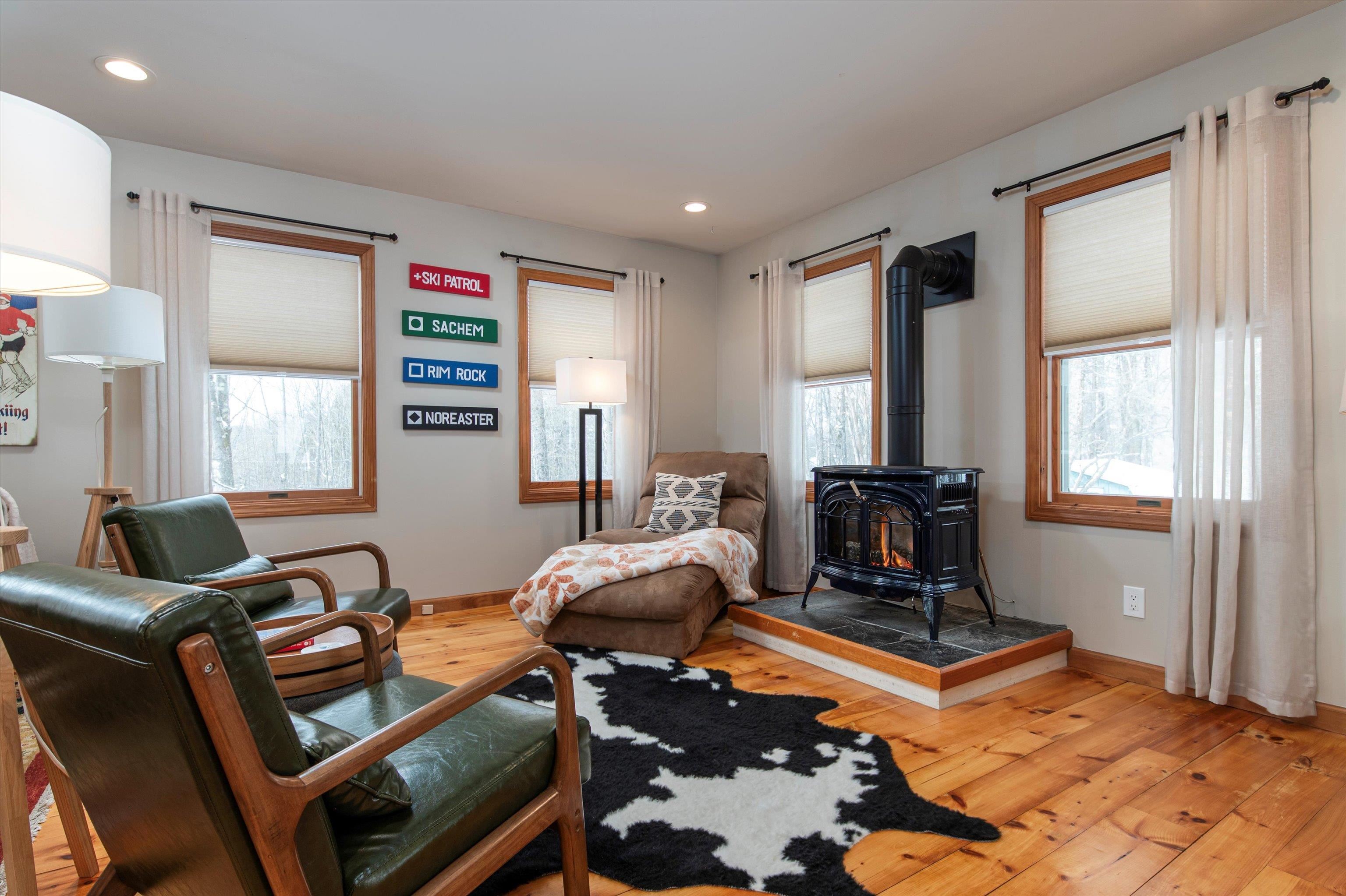 256 Bowlsville Road South