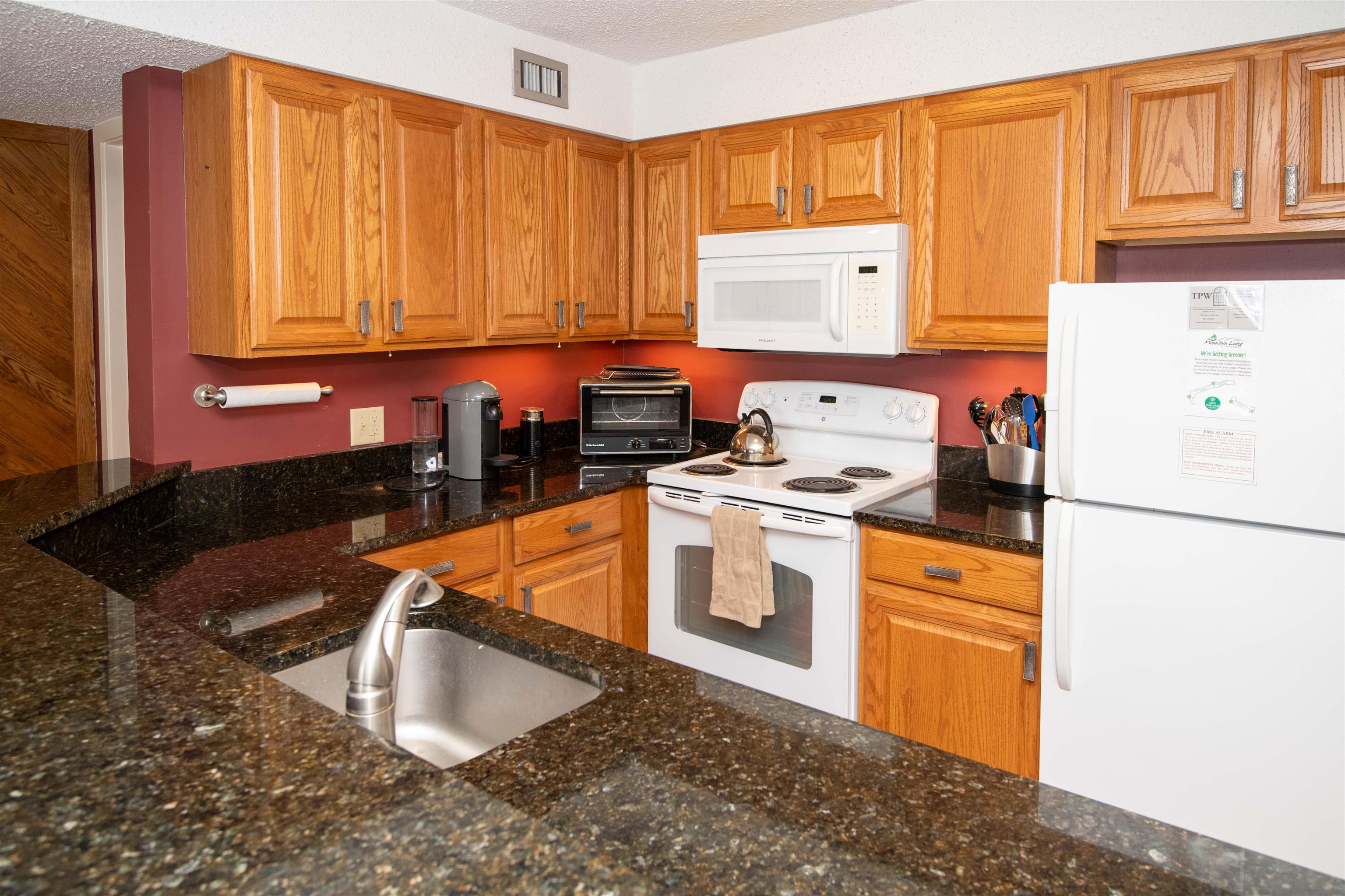 350 Mountain Road Unit: B207