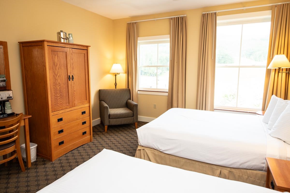 444/446 Qtr. I I I Jackson Gore Inn