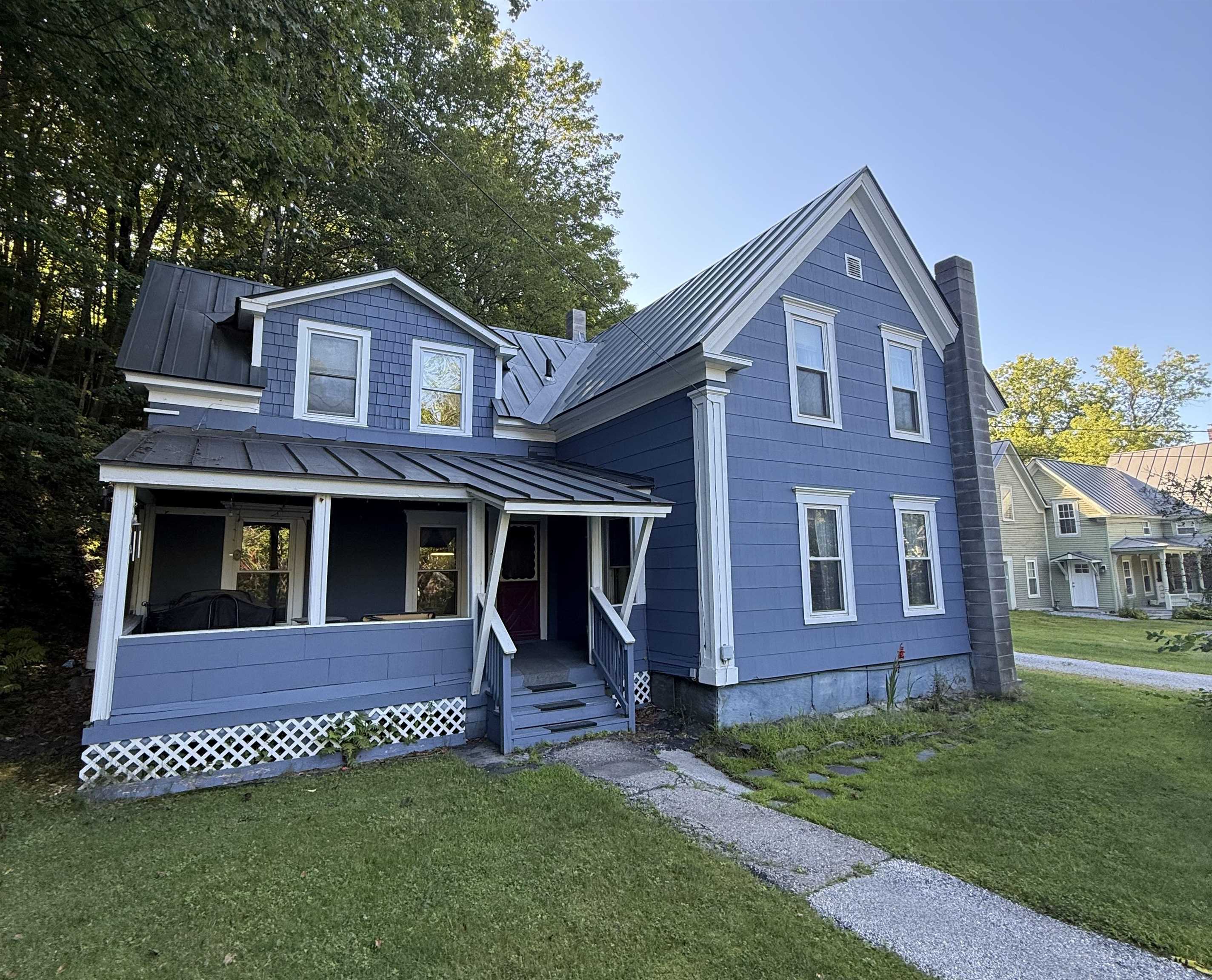 2 Pond Street