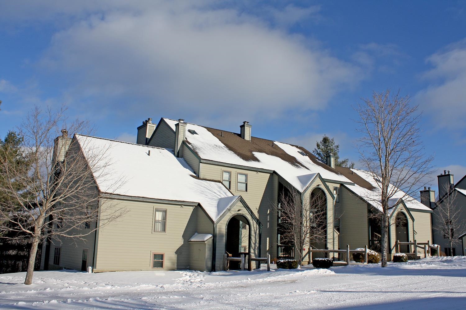 19 White Loop Unit: A103