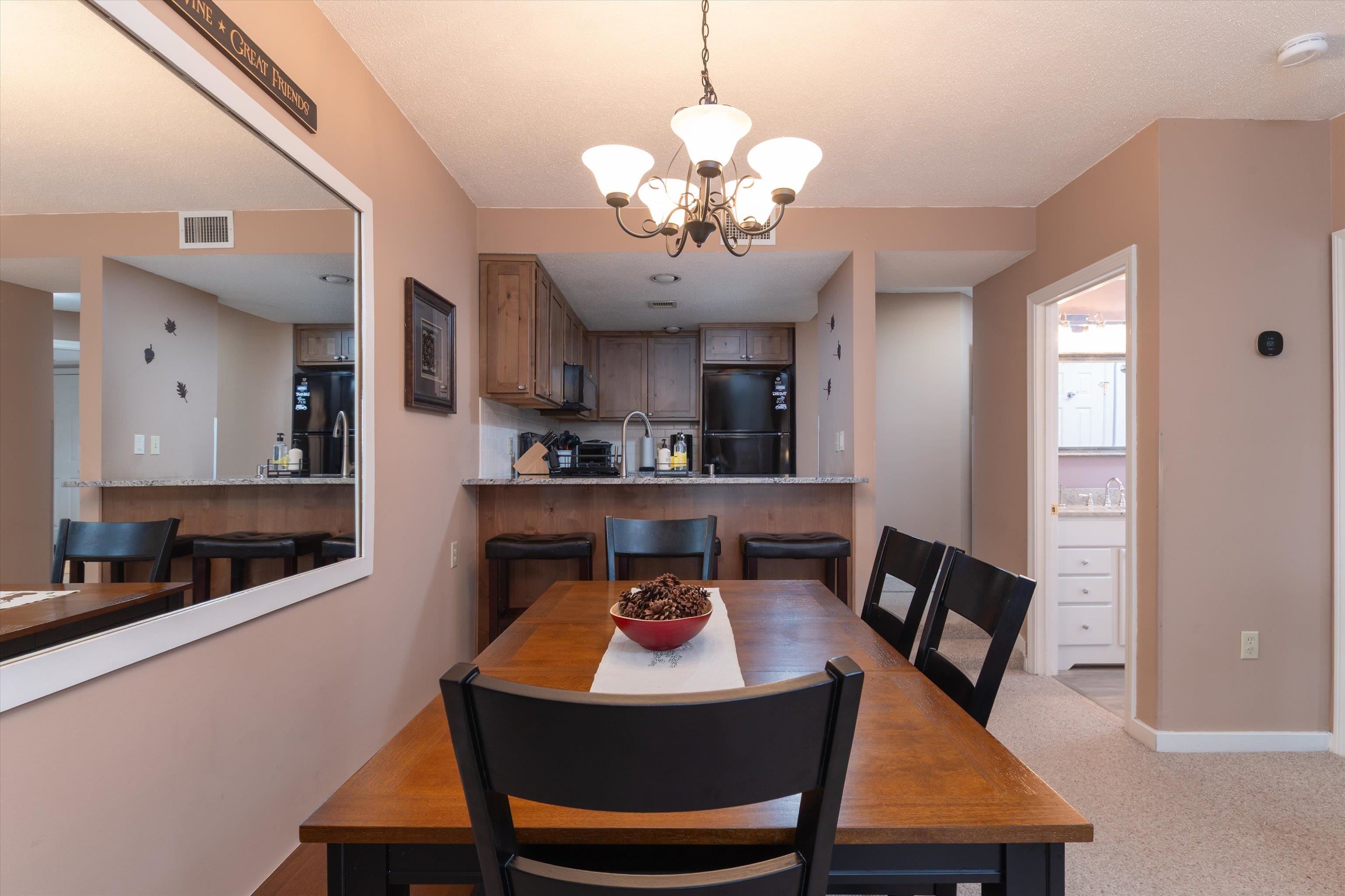 19 White Loop Unit: A103