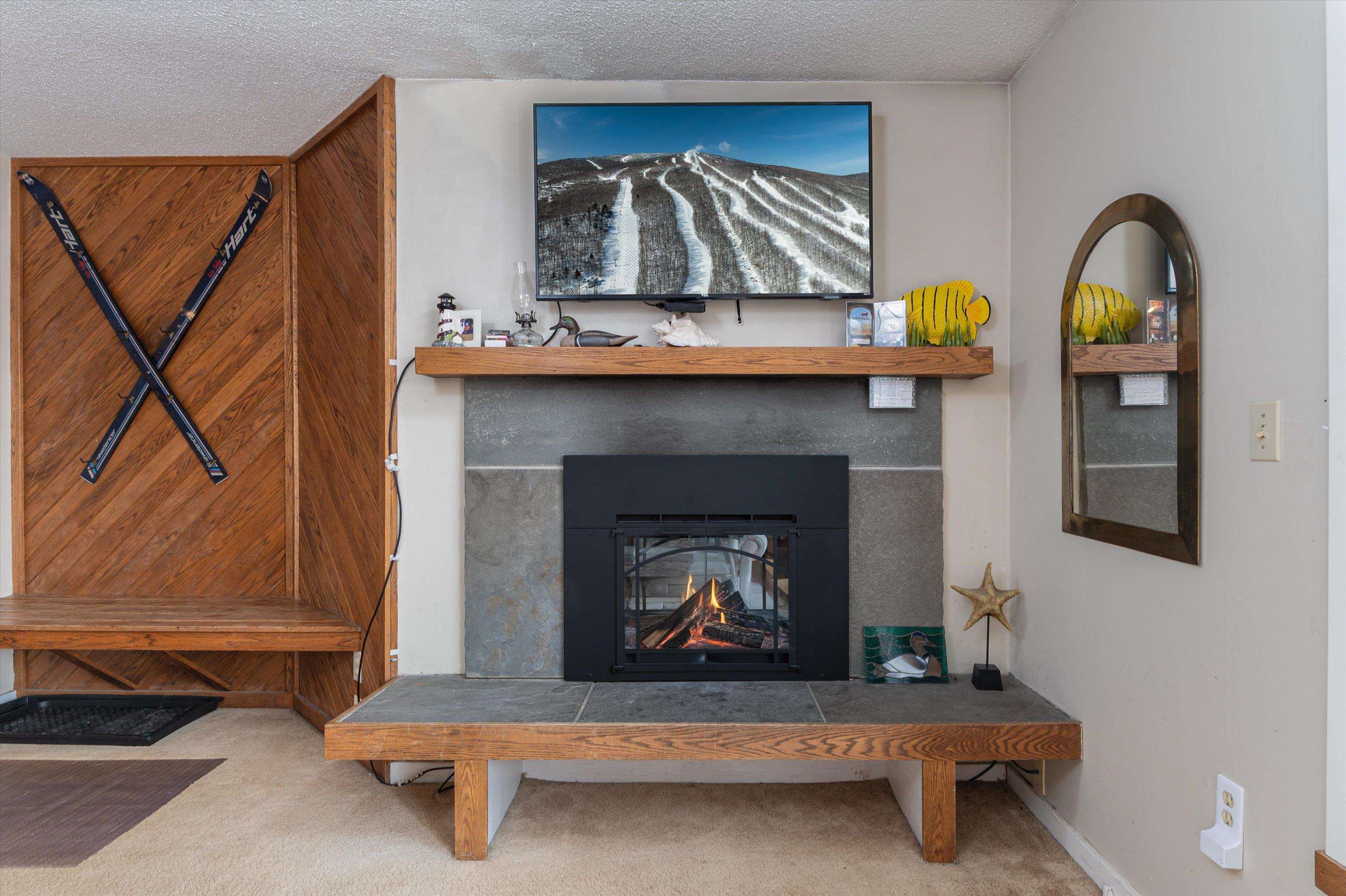 350 Mountain Road Unit: B305