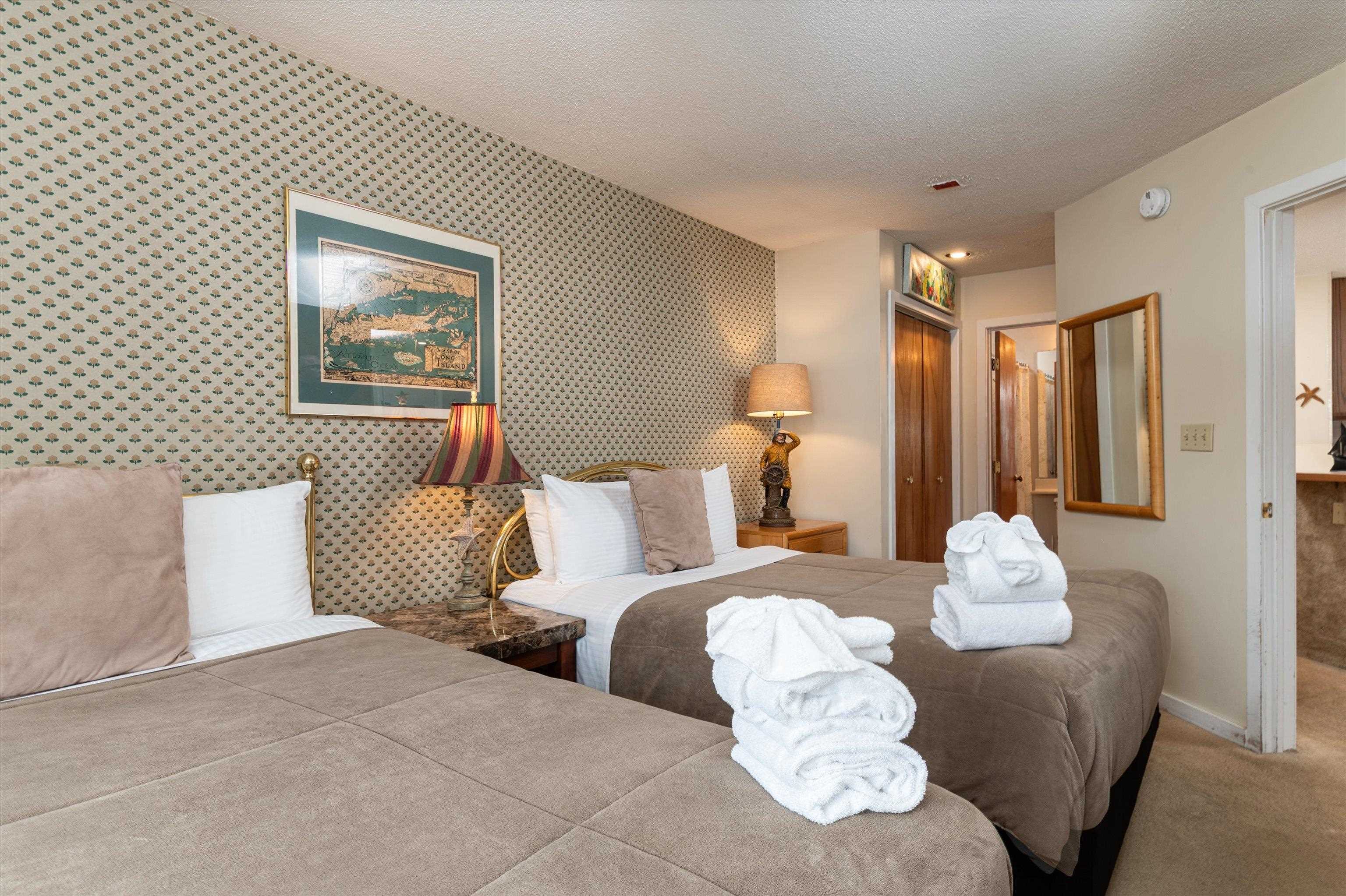 350 Mountain Road Unit: B305