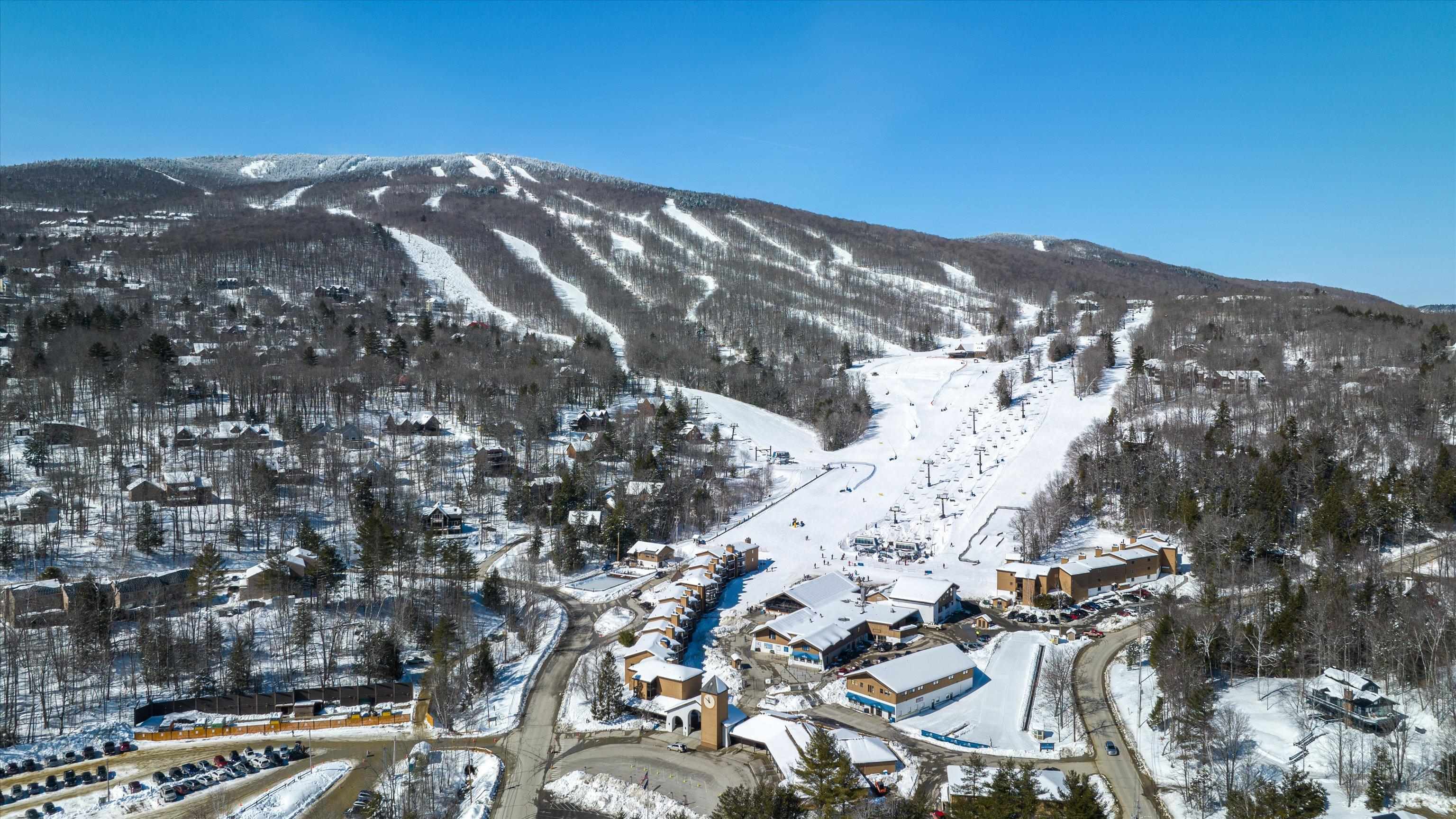 350 Mountain Road Unit: B305