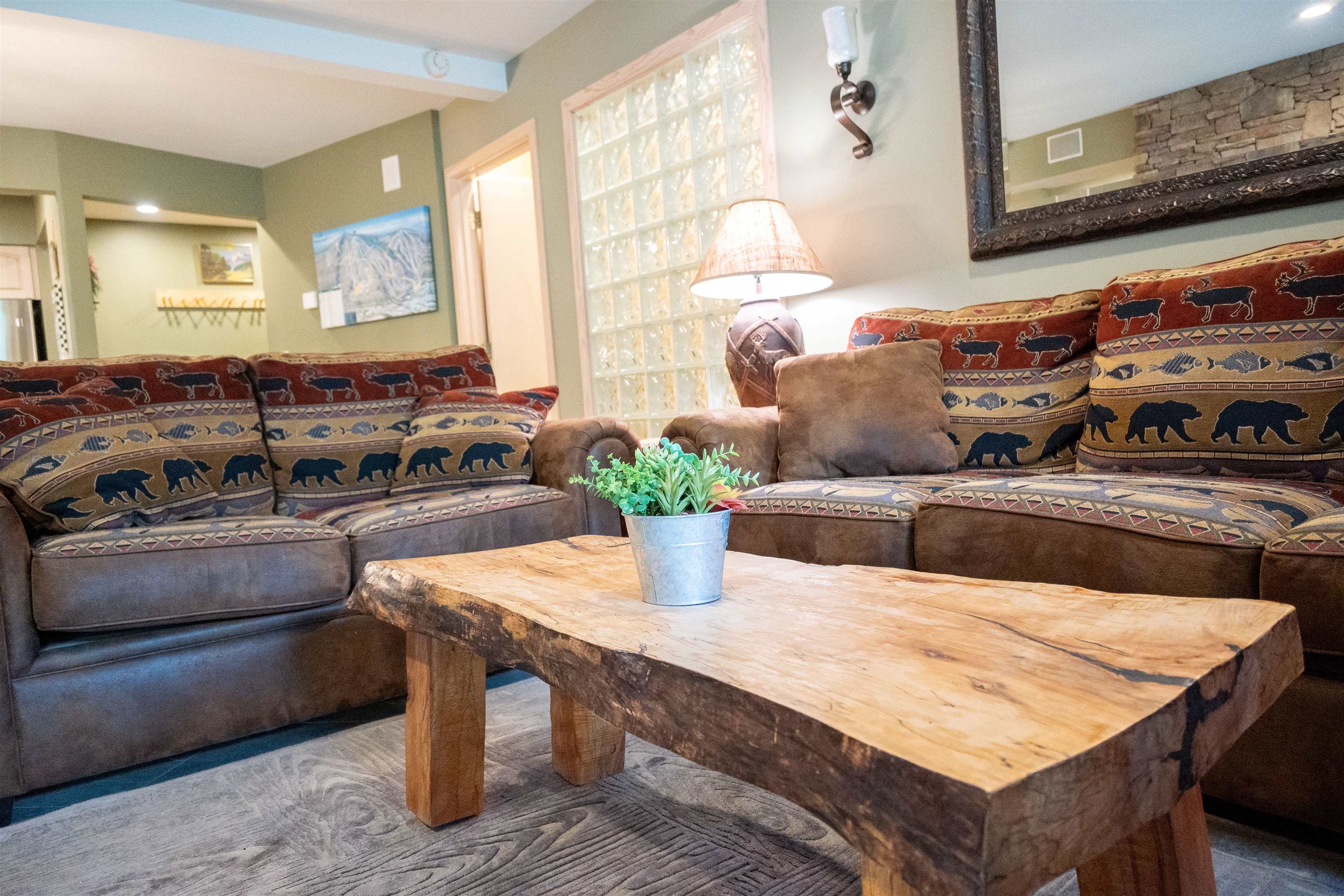 145 Ledgewood Road Unit: D4