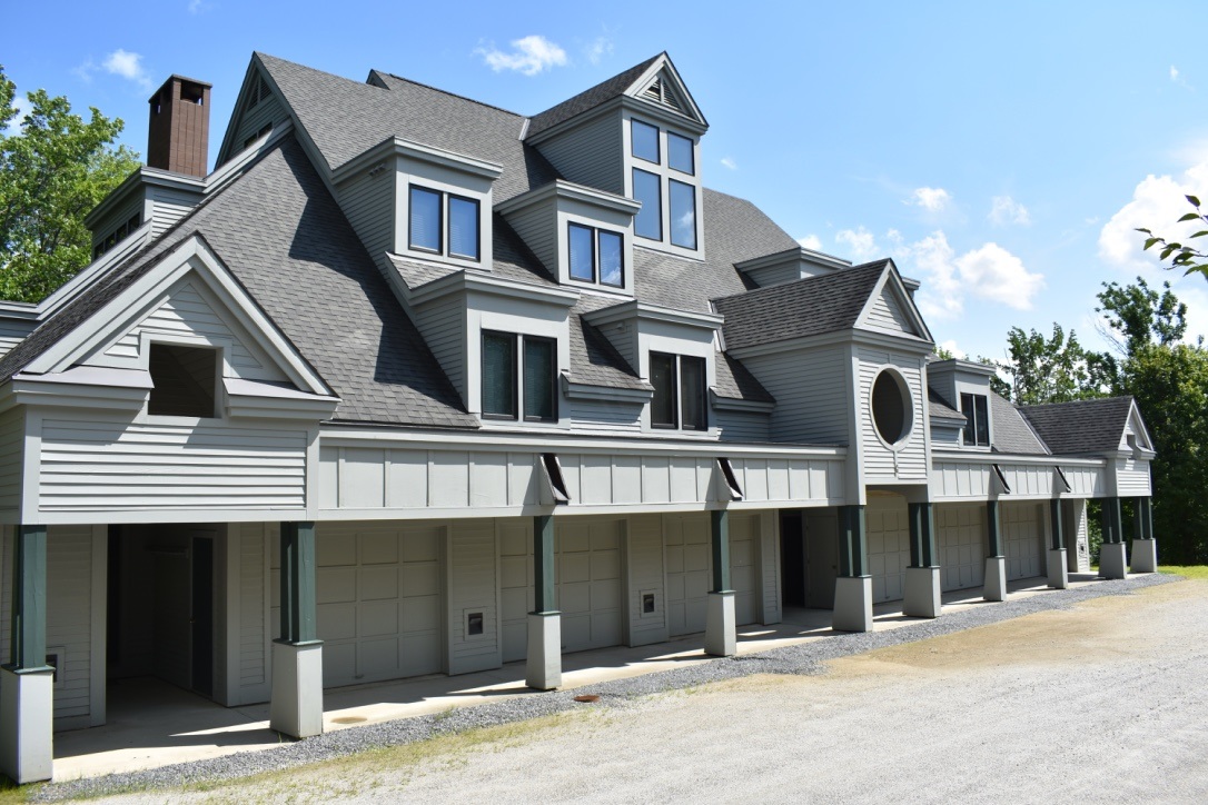 145 Ledgewood Road Unit: D4