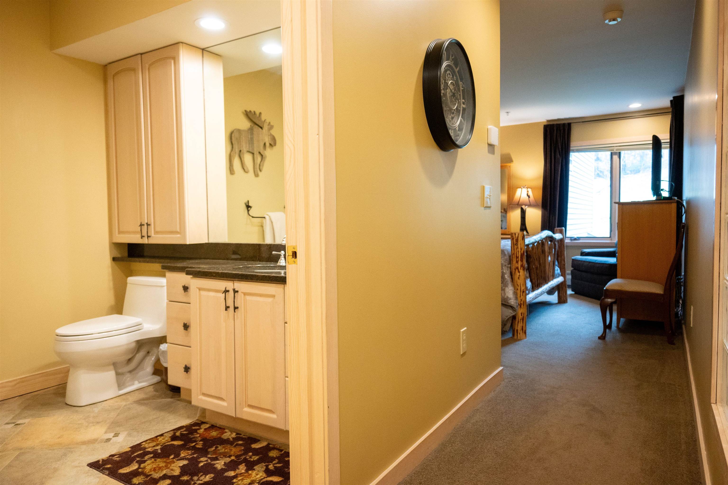 145 Ledgewood Road Unit: D4
