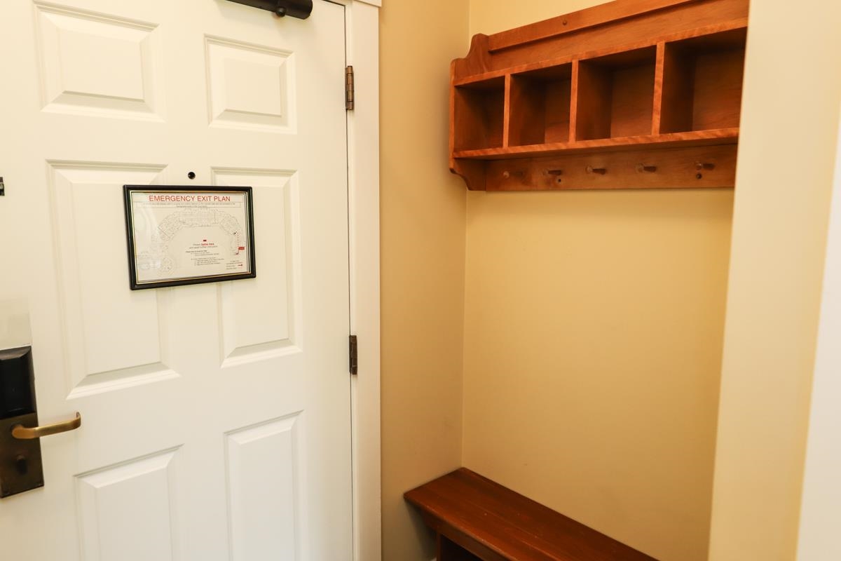 274/276 Qtr. I I Jackson Gore Inn