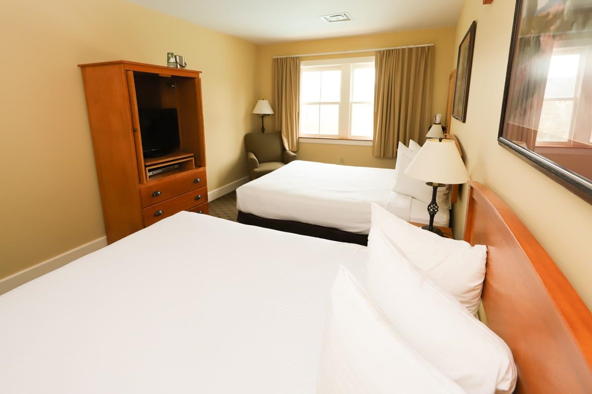 228/230 Qtr. I I I Jackson Gore Inn