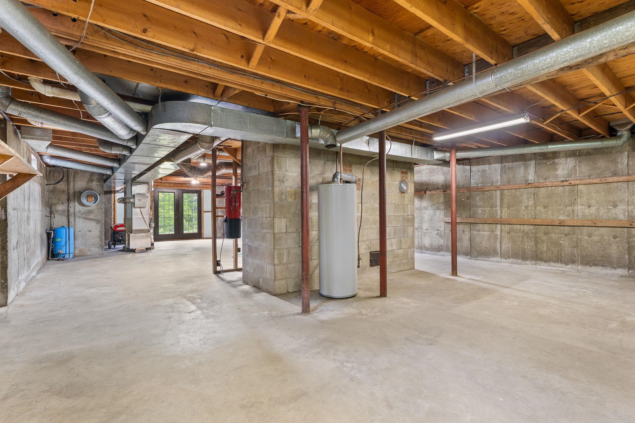 403 Horseshoe Way