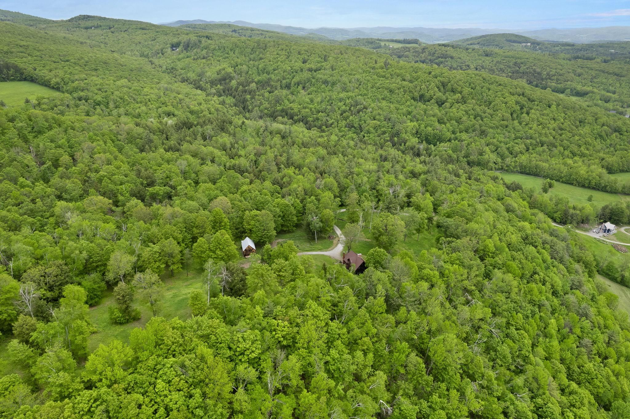 403 Horseshoe Way