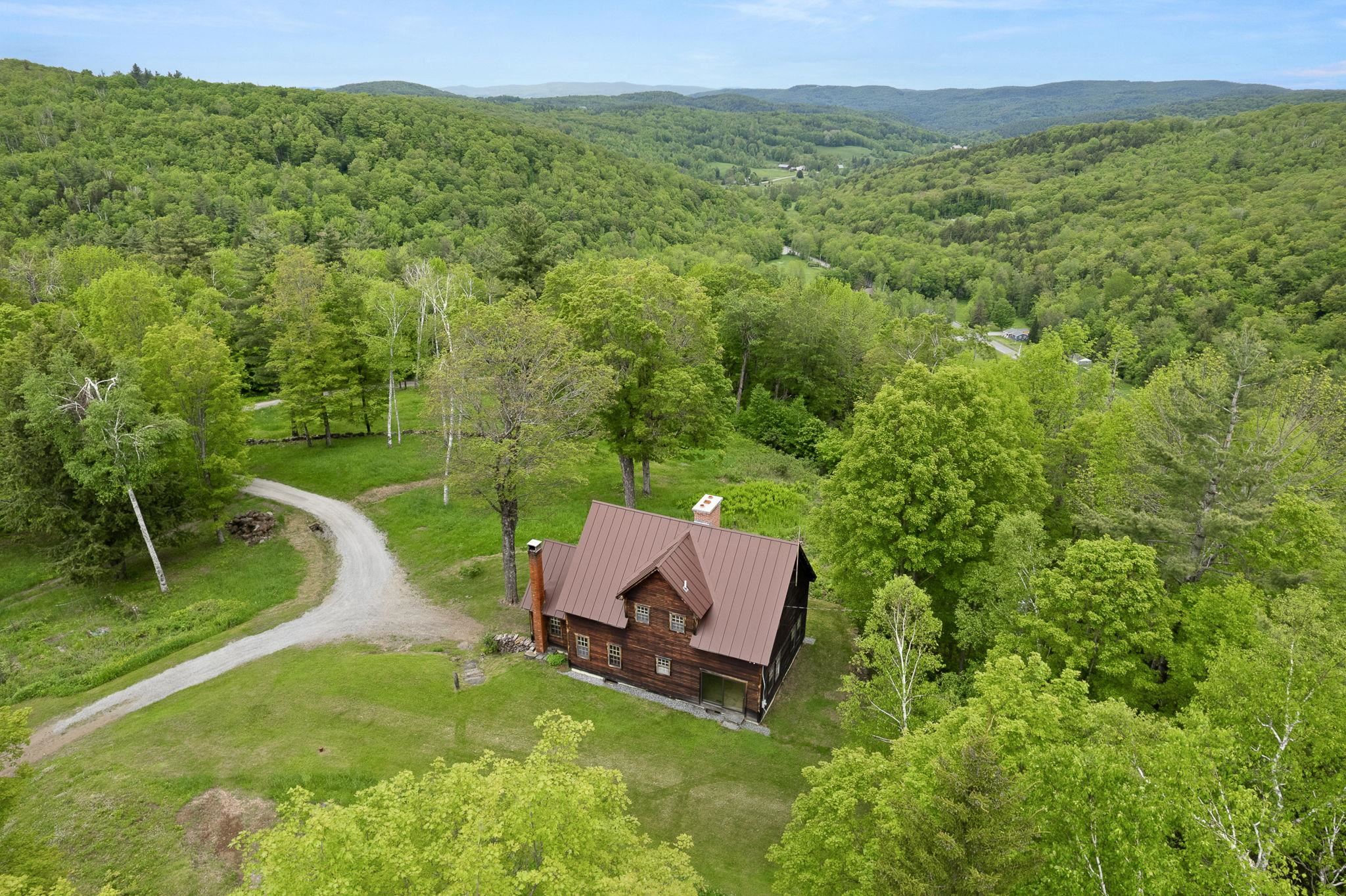 403 Horseshoe Way