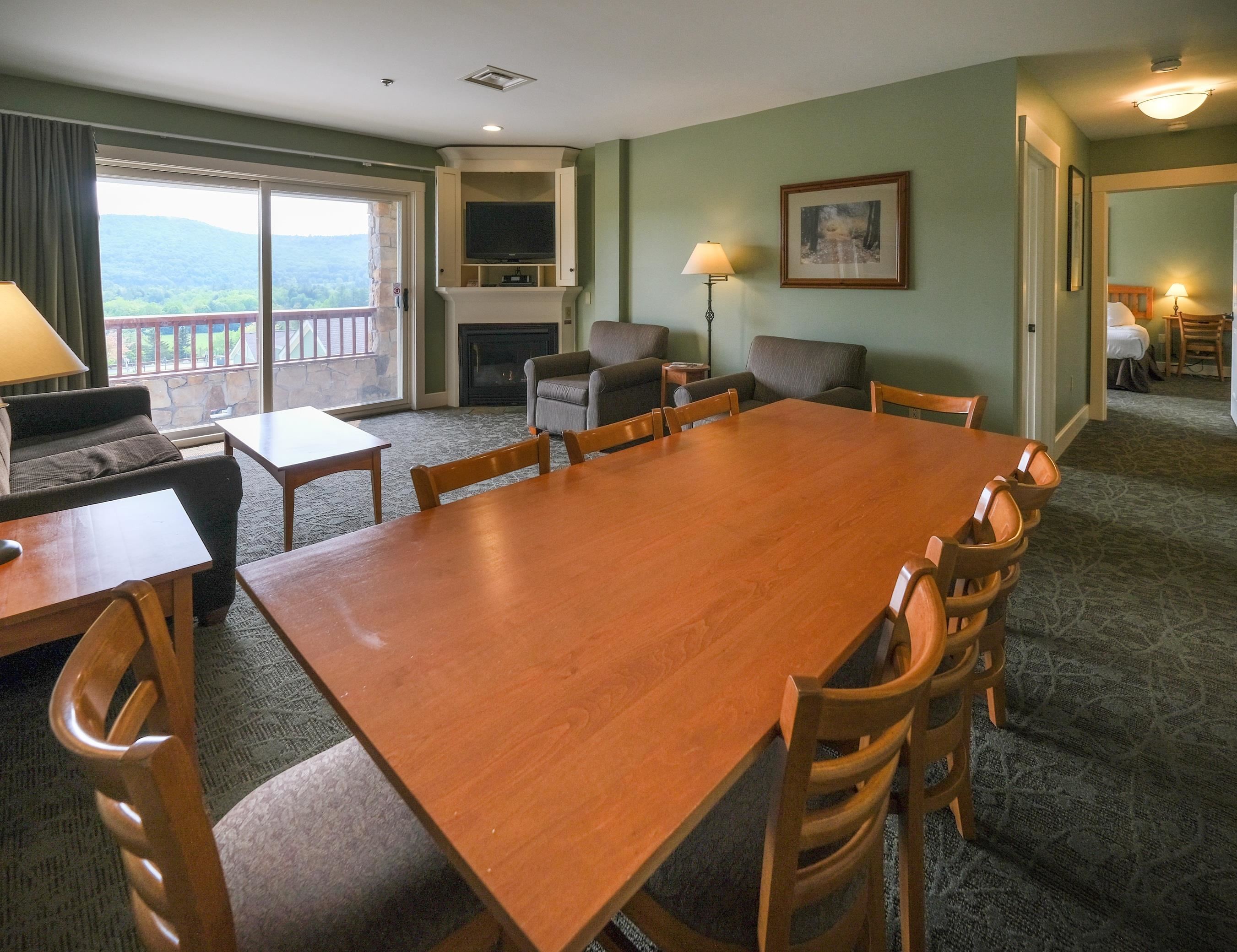 342/344 Jackson Gore Inn Unit: 342/344 Q1