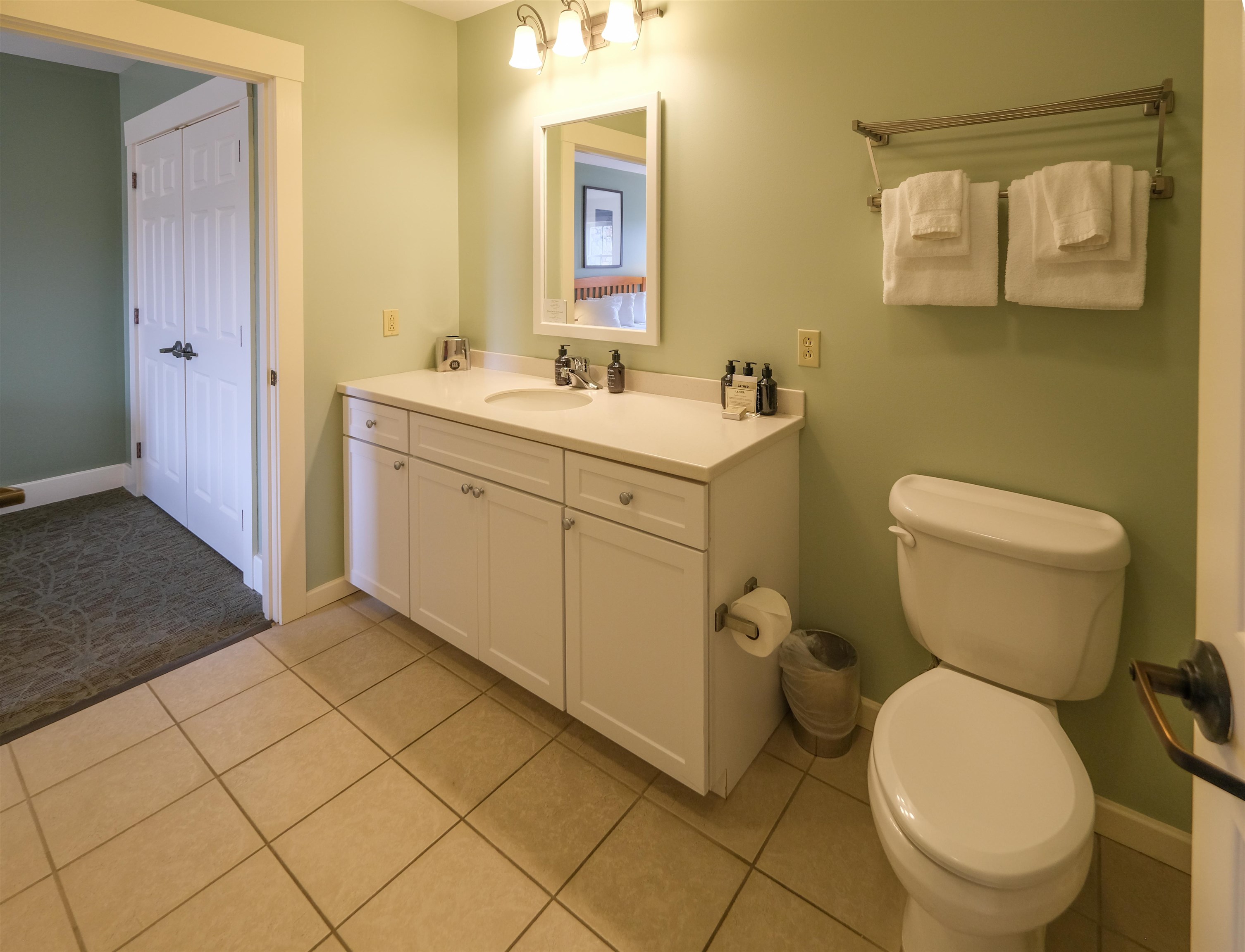 342/344 Jackson Gore Inn Unit: 342/344 Q1