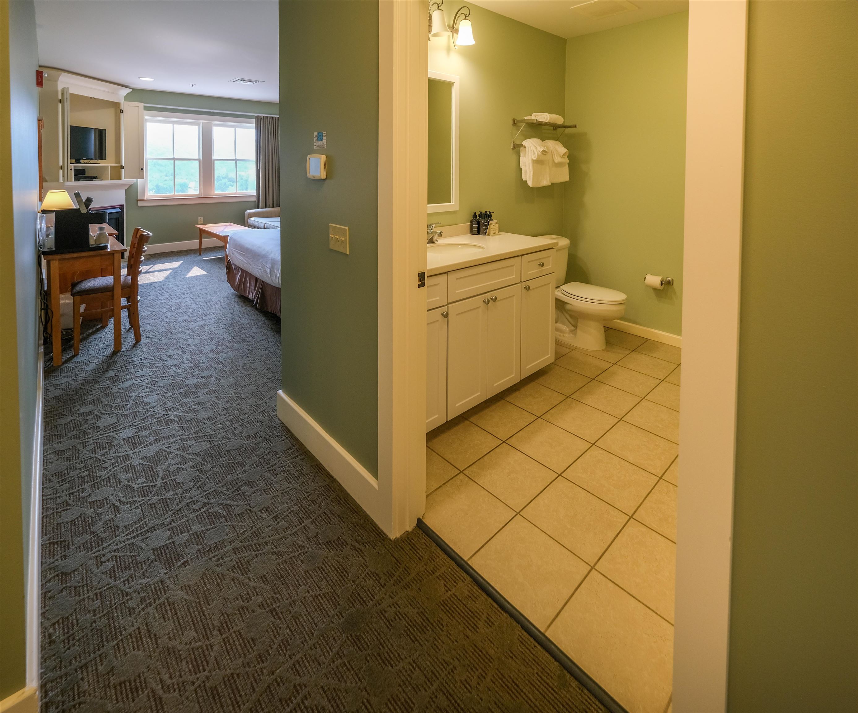 342/344 Jackson Gore Inn Unit: 342/344 Q1