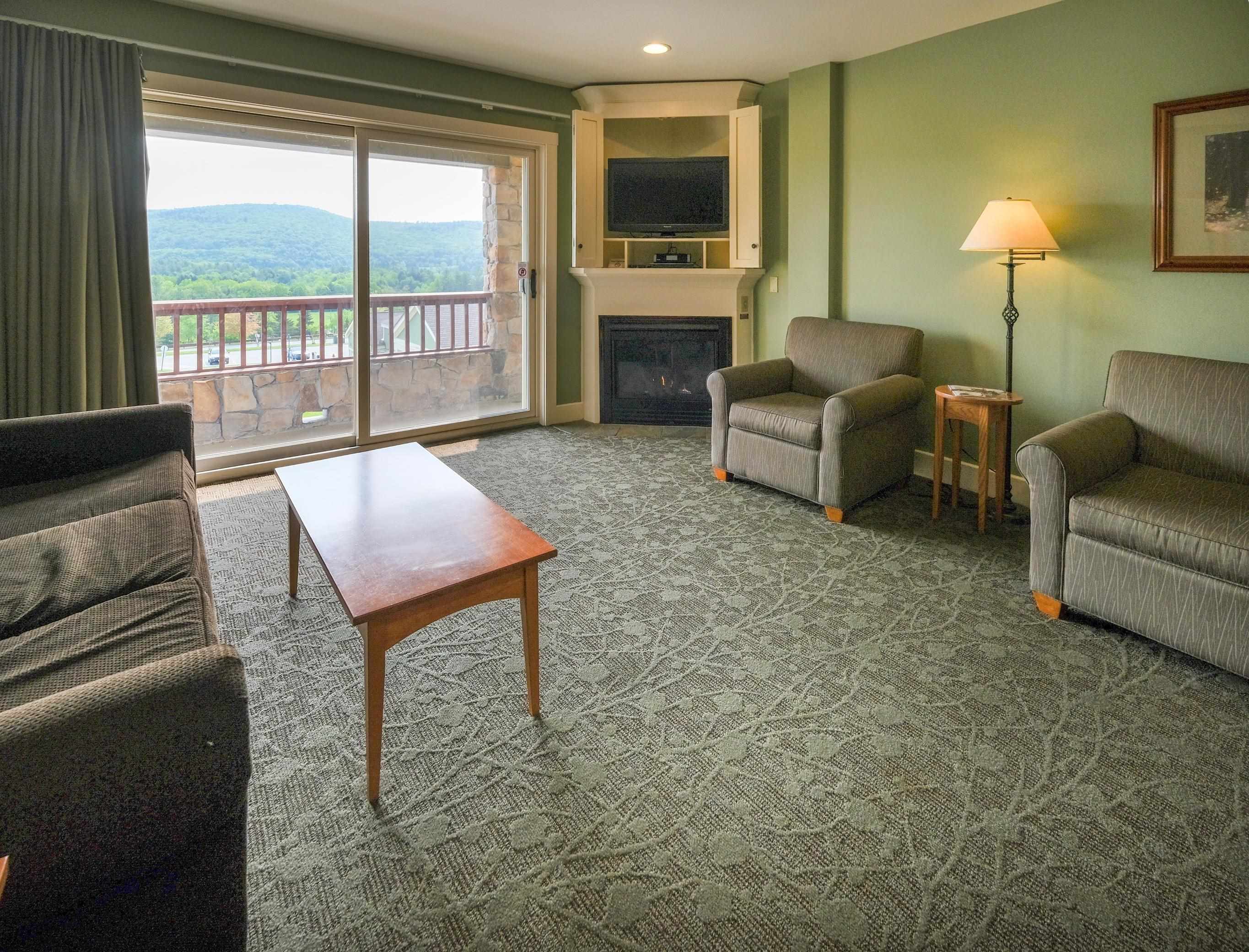 342/344 Jackson Gore Inn Unit: 342/344 Q1