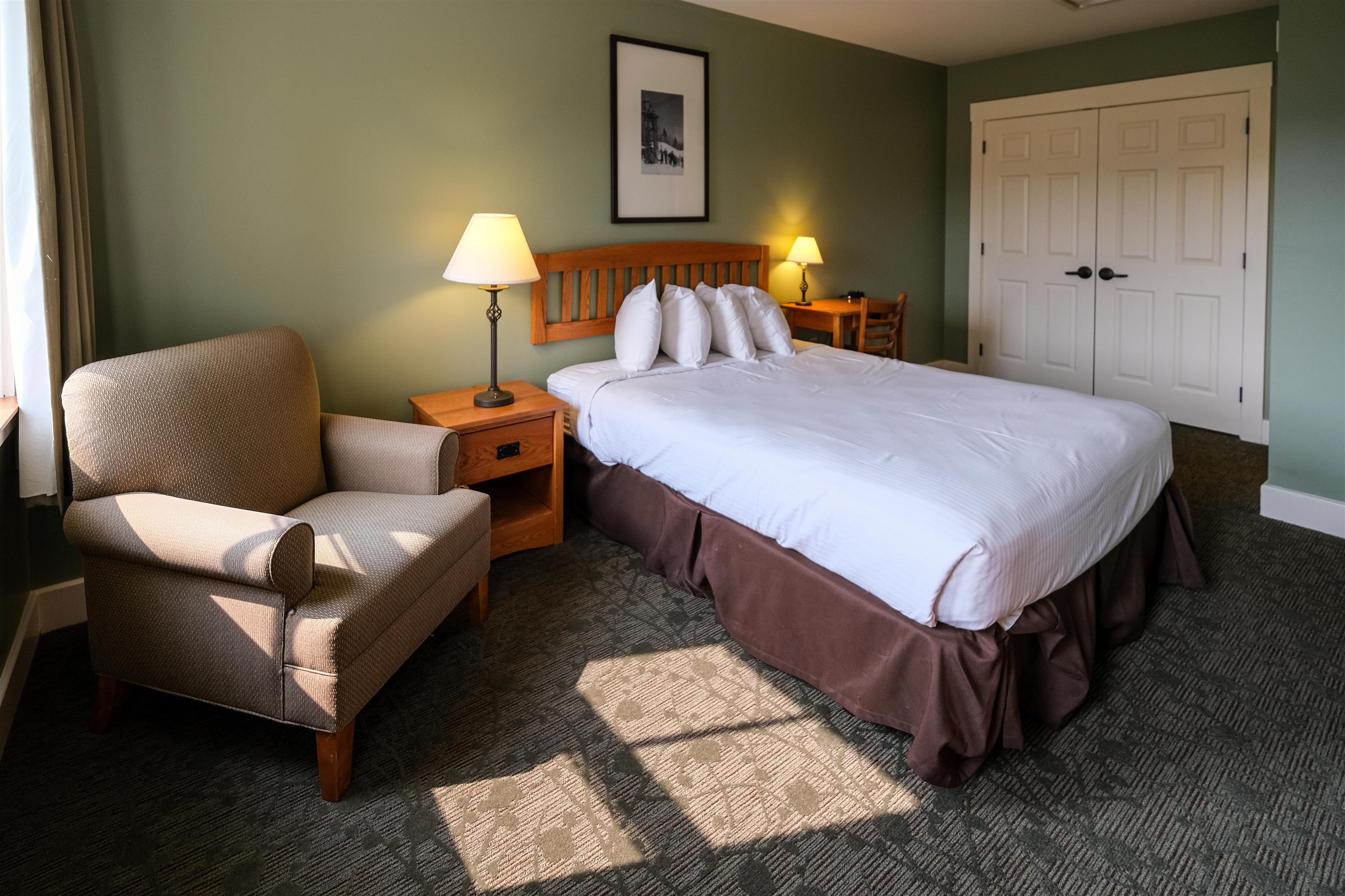 342/344 Jackson Gore Inn Unit: 342/344 Q1