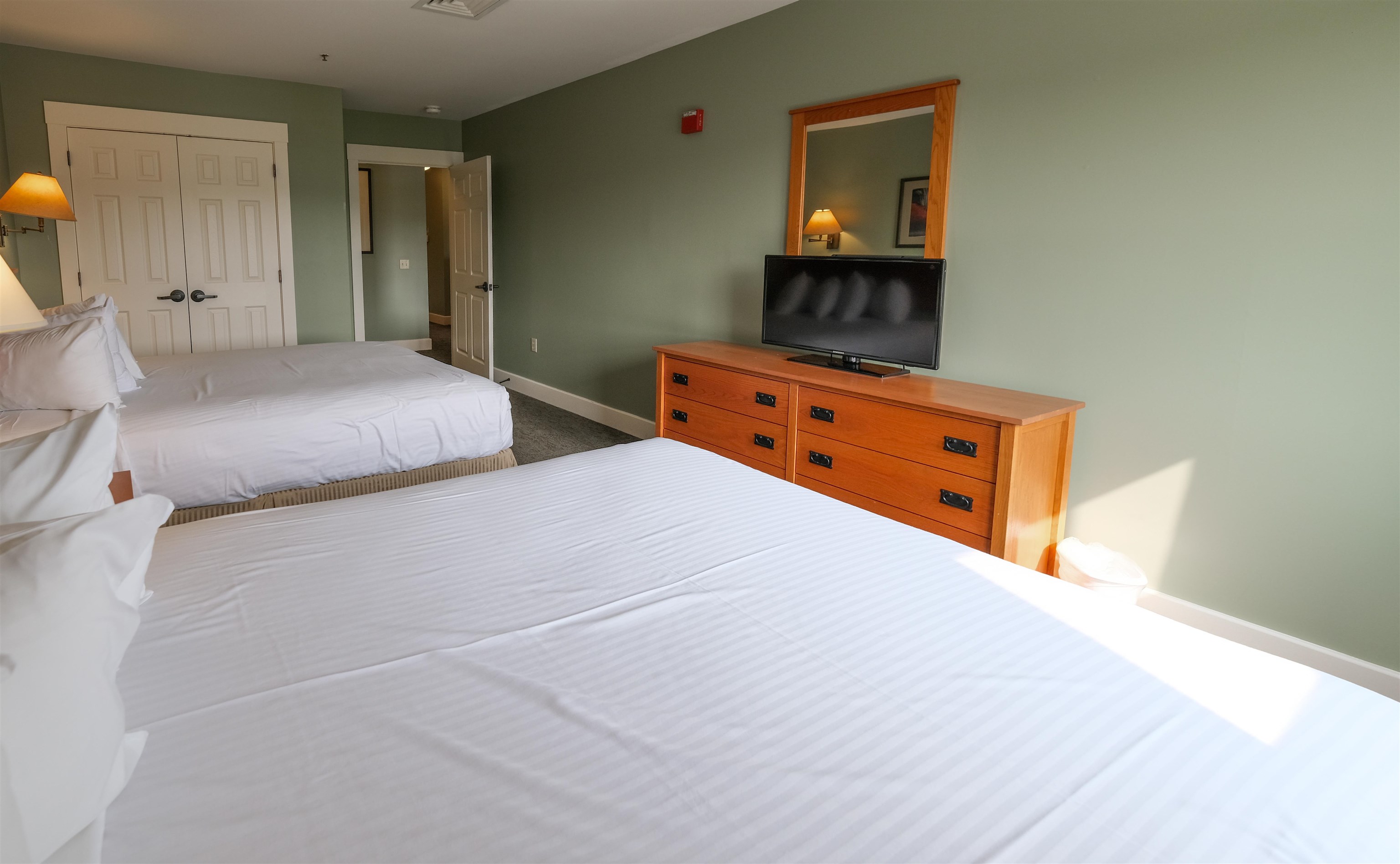 342/344 Jackson Gore Inn Unit: 342/344 Q1