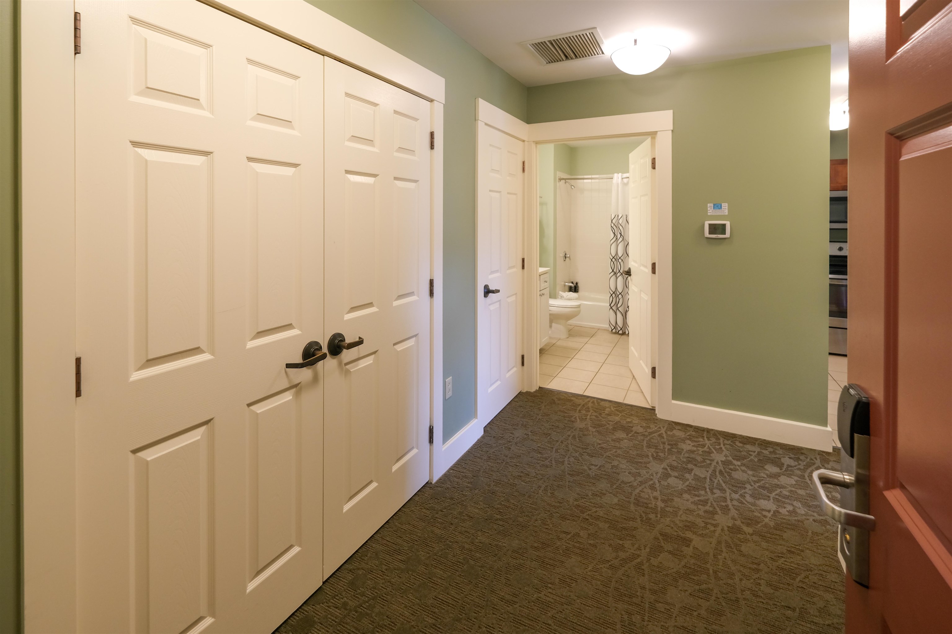 342/344 Jackson Gore Inn Unit: 342/344 Q1