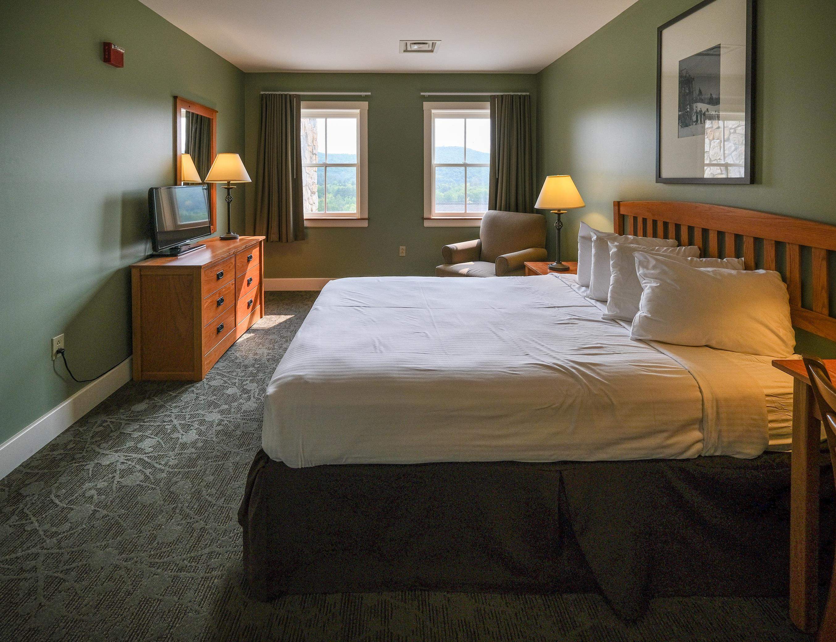 342/344 Jackson Gore Inn Unit: 342/344 Q1