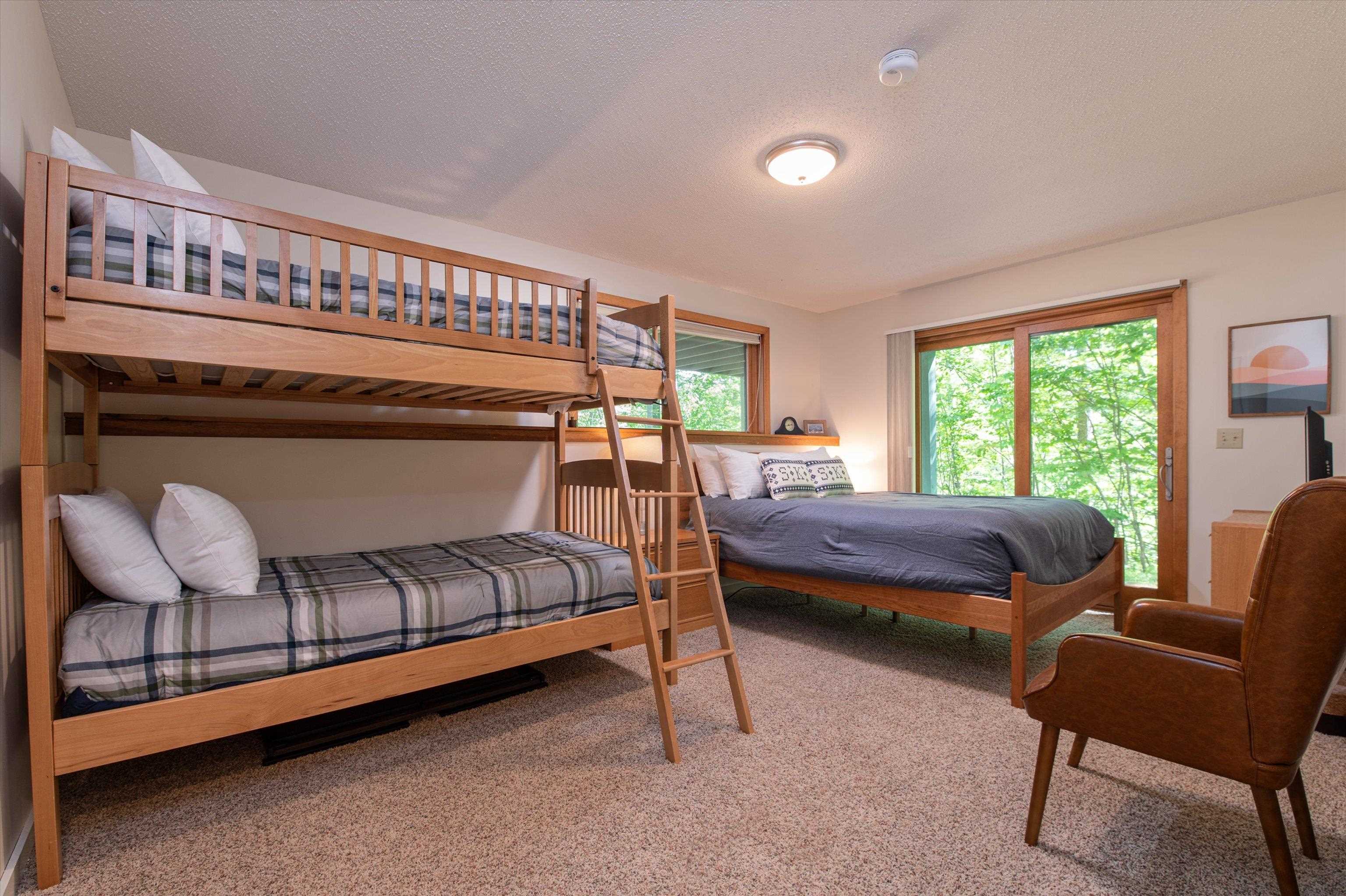 36 Lower IV Unit: 48A