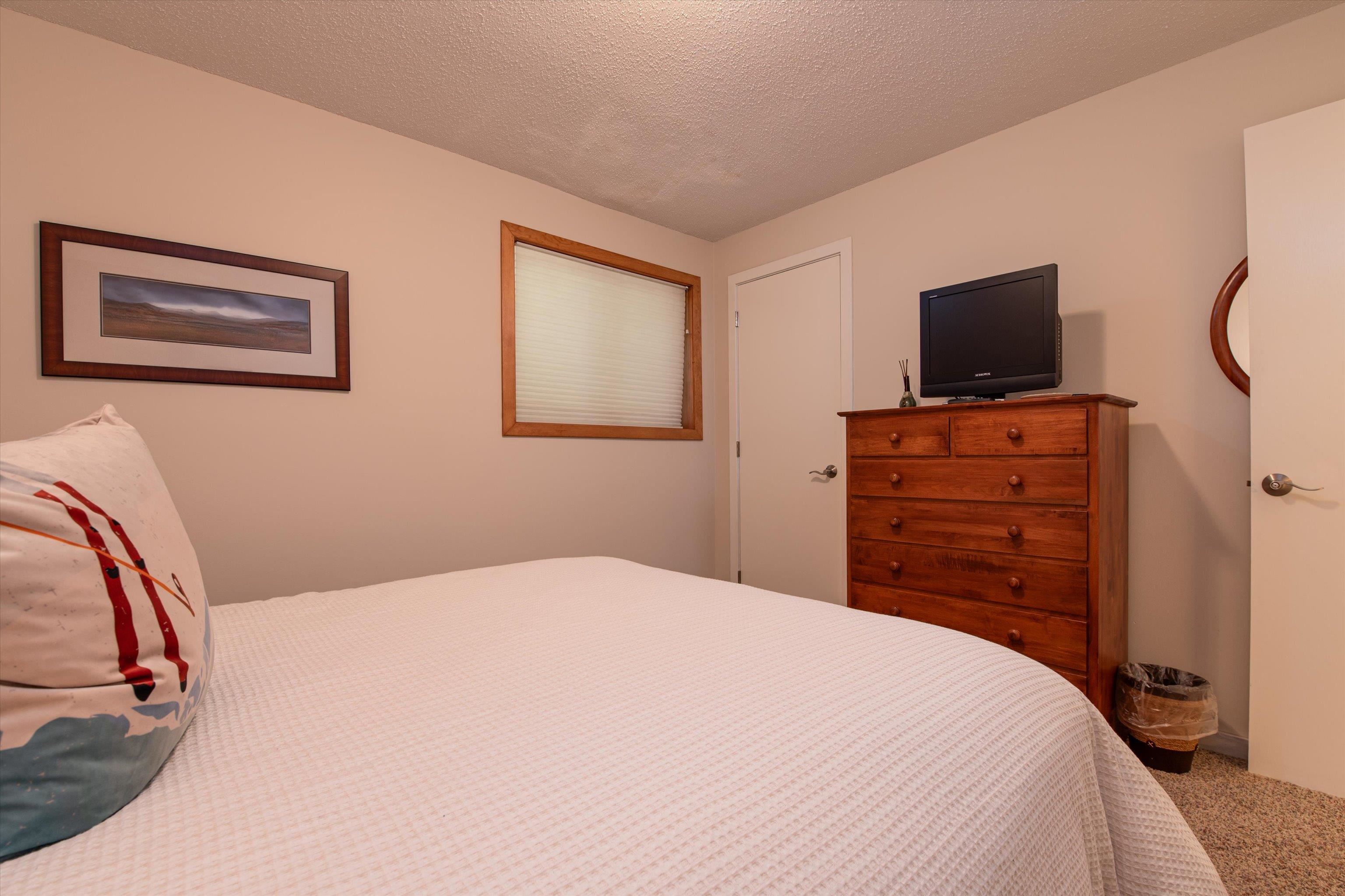 36 Lower IV Unit: 48A