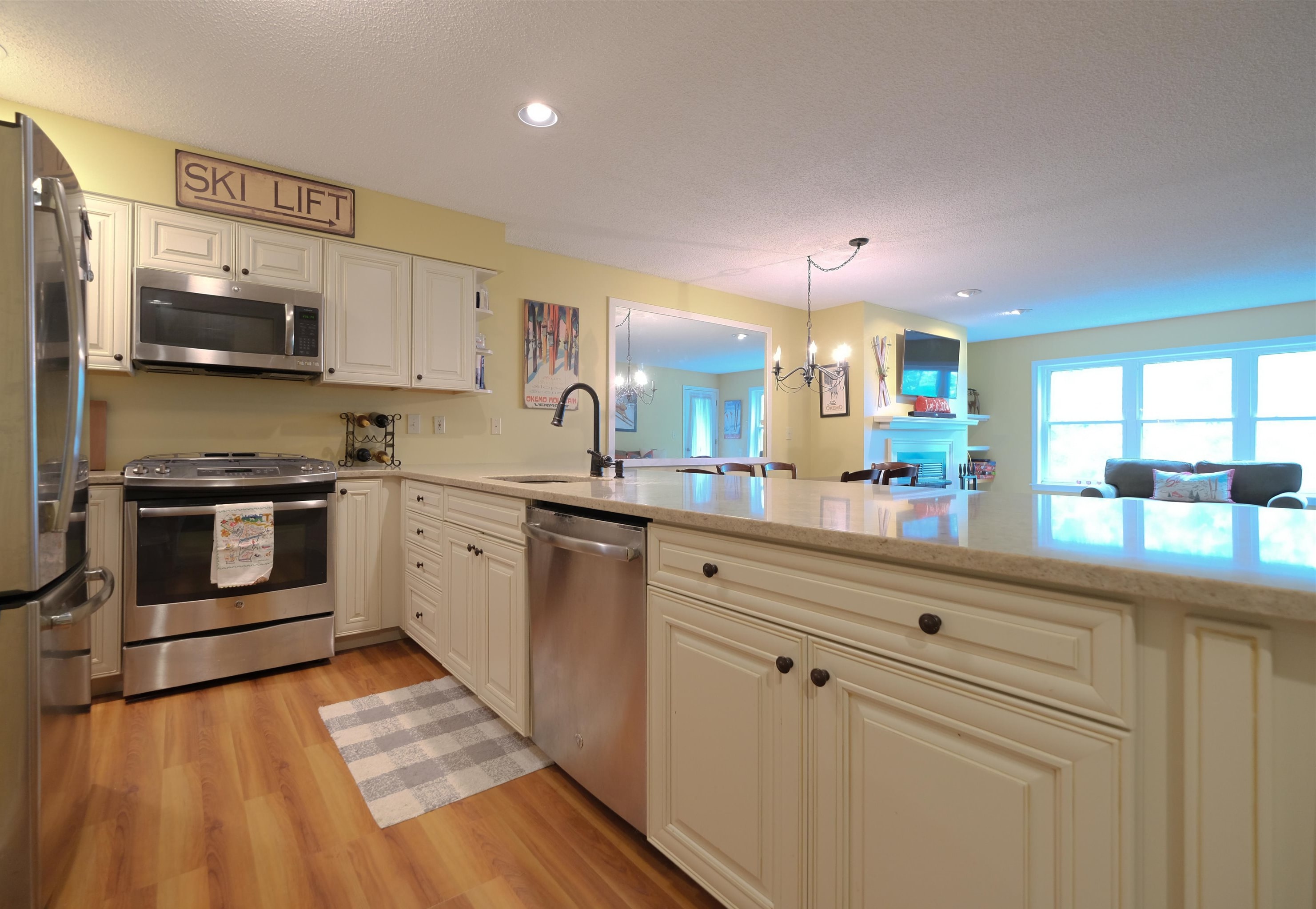 42 Harrison Lane Unit: M 205