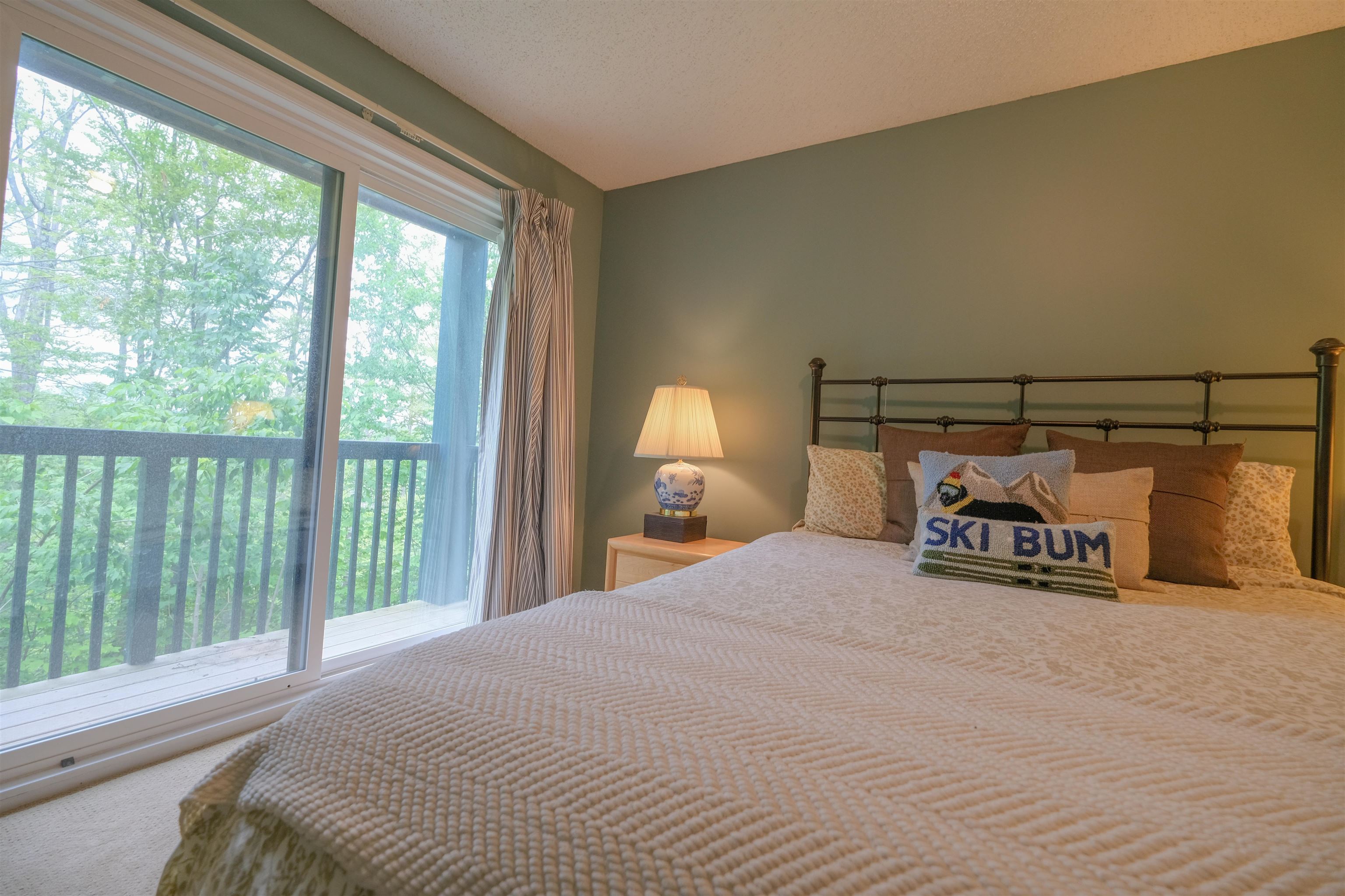 42 Harrison Lane Unit: M 205