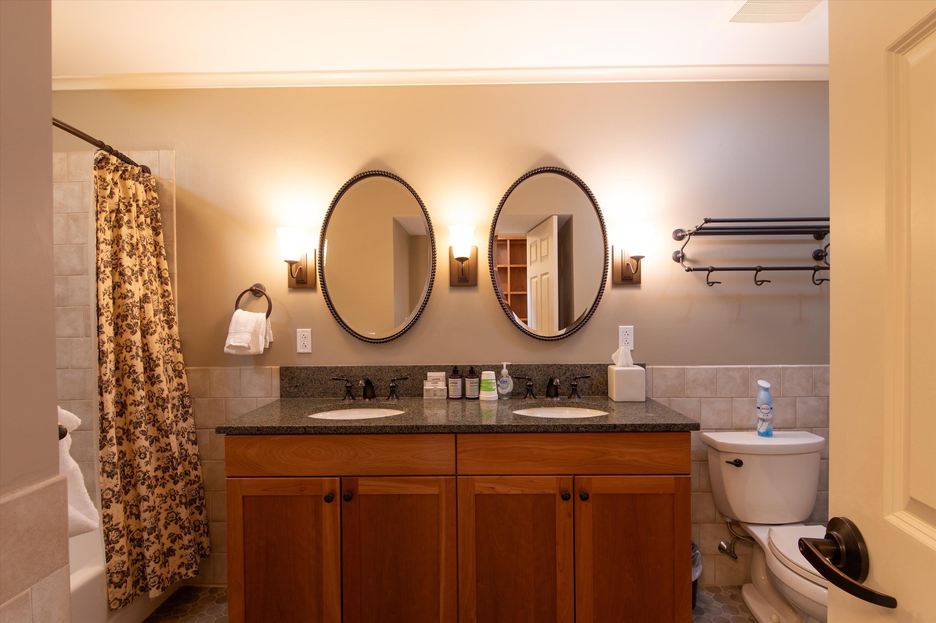 193 Jackson Gore Road Unit: 840/842