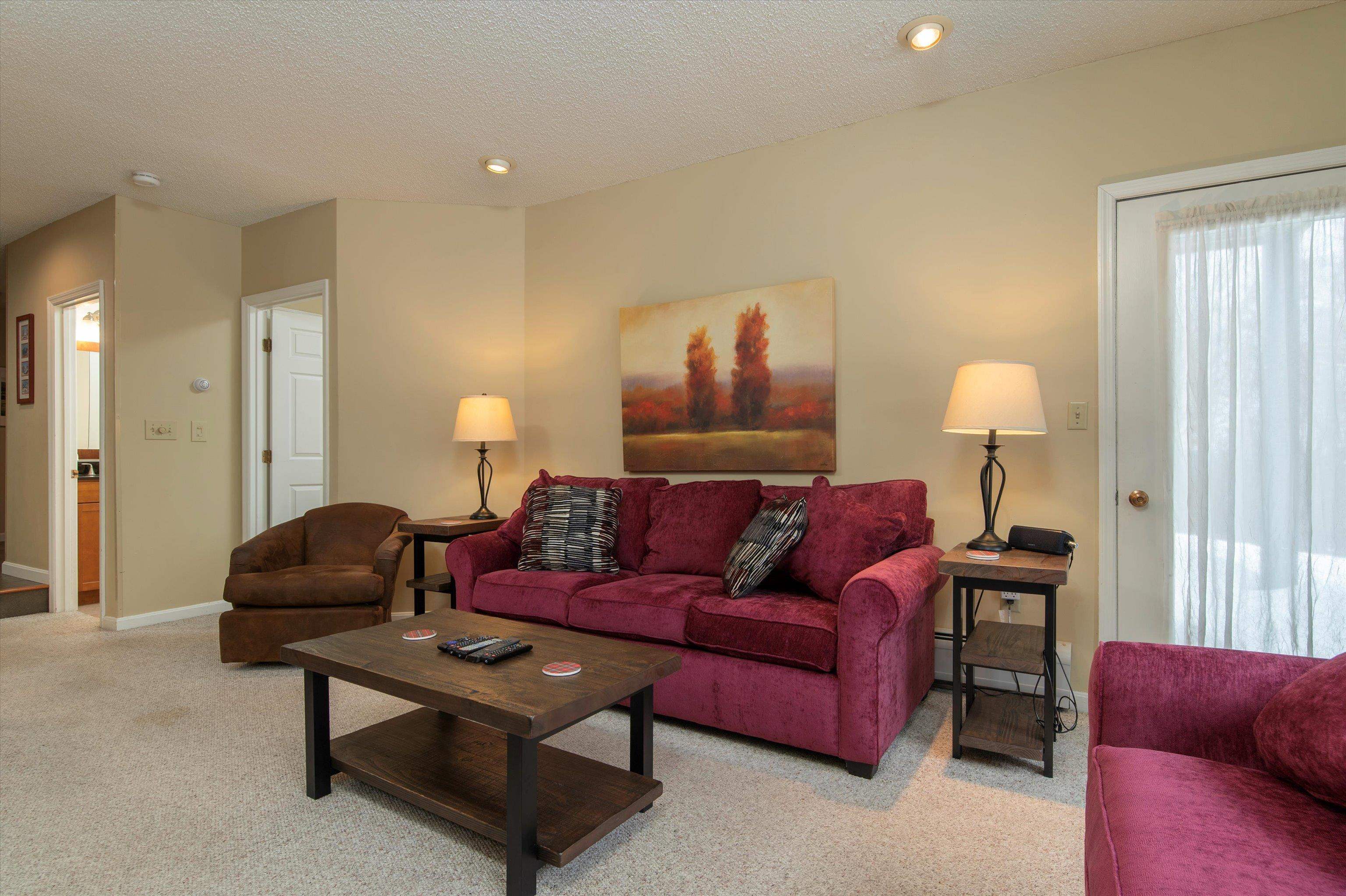 81 White Loop Unit: F102