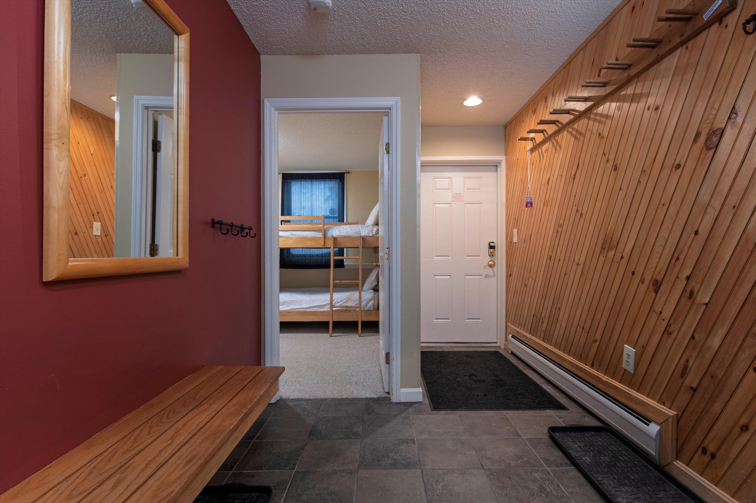 81 White Loop Unit: F102