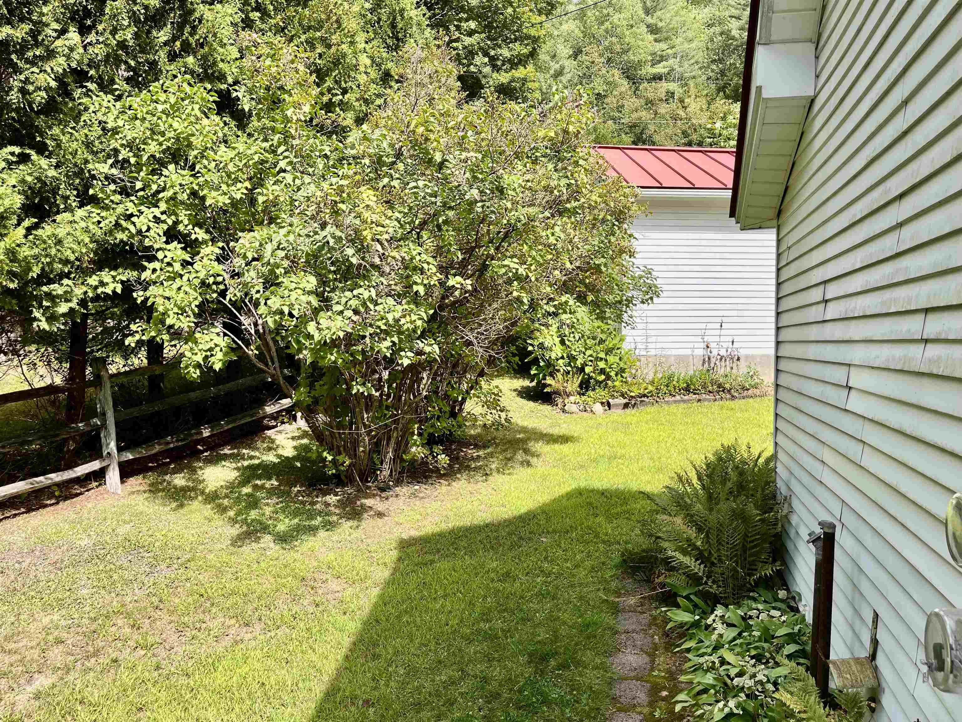 121 East Lake Road