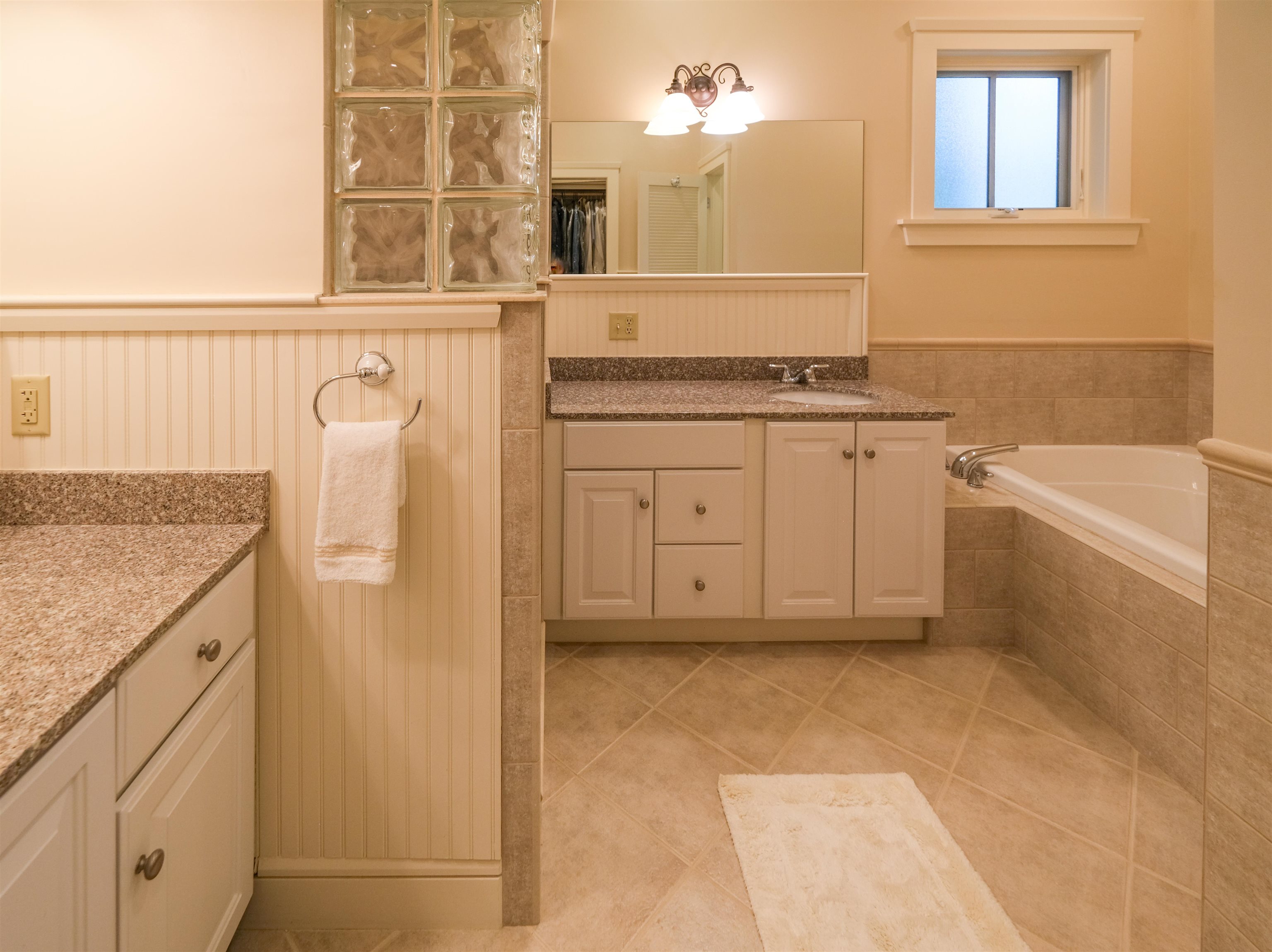 60 Spaulding Road Unit: J1