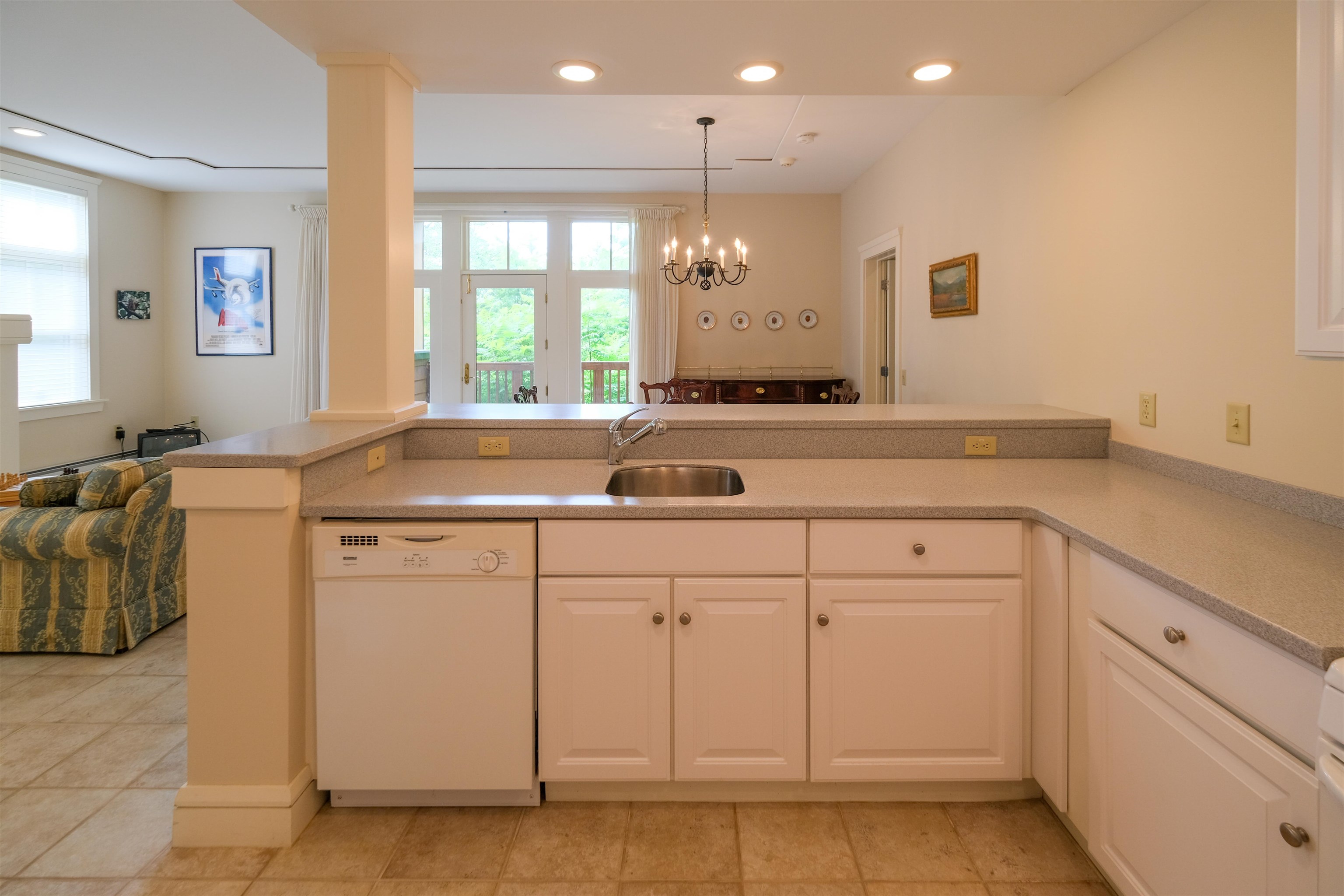 60 Spaulding Road Unit: J1