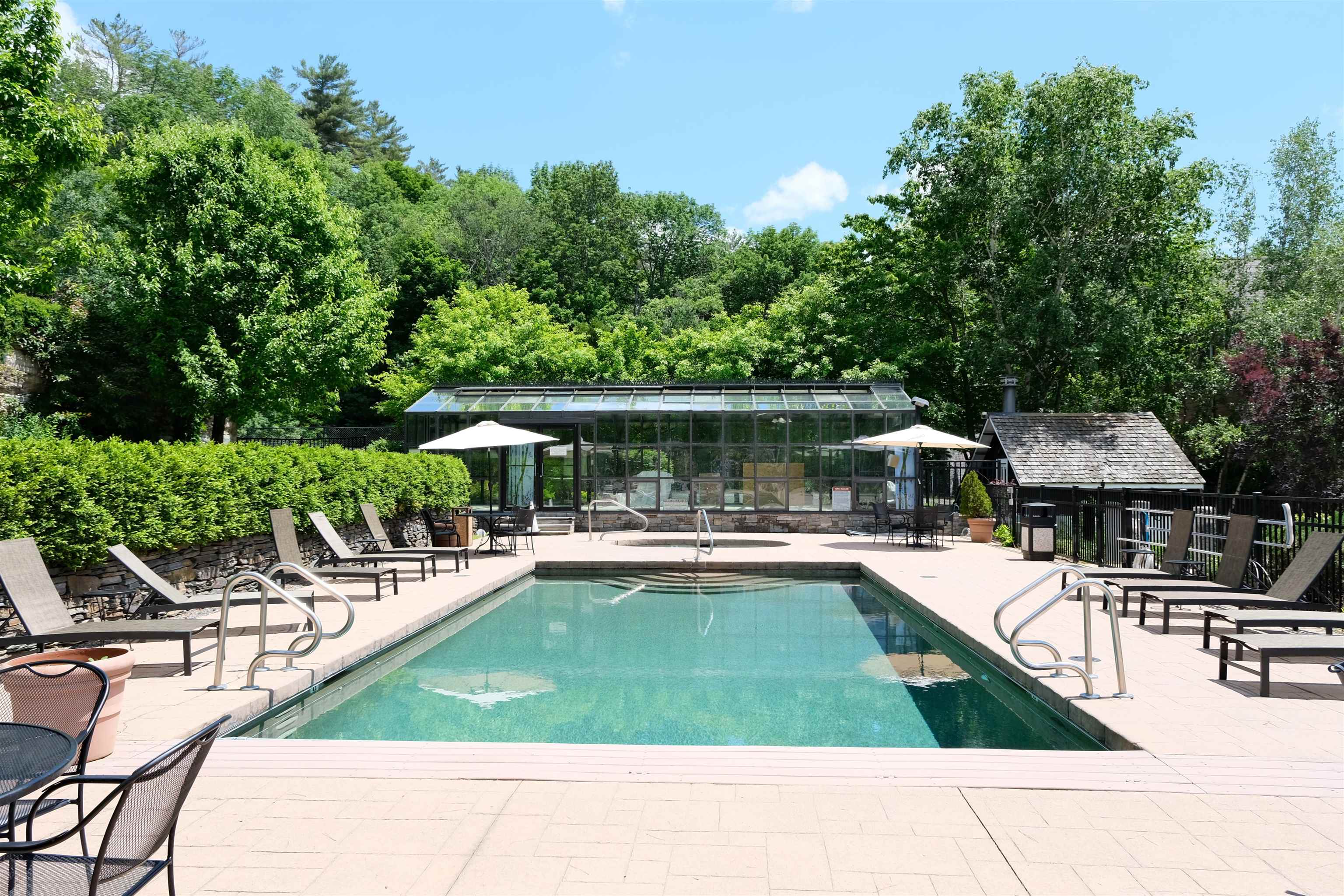 60 Spaulding Road Unit: J1