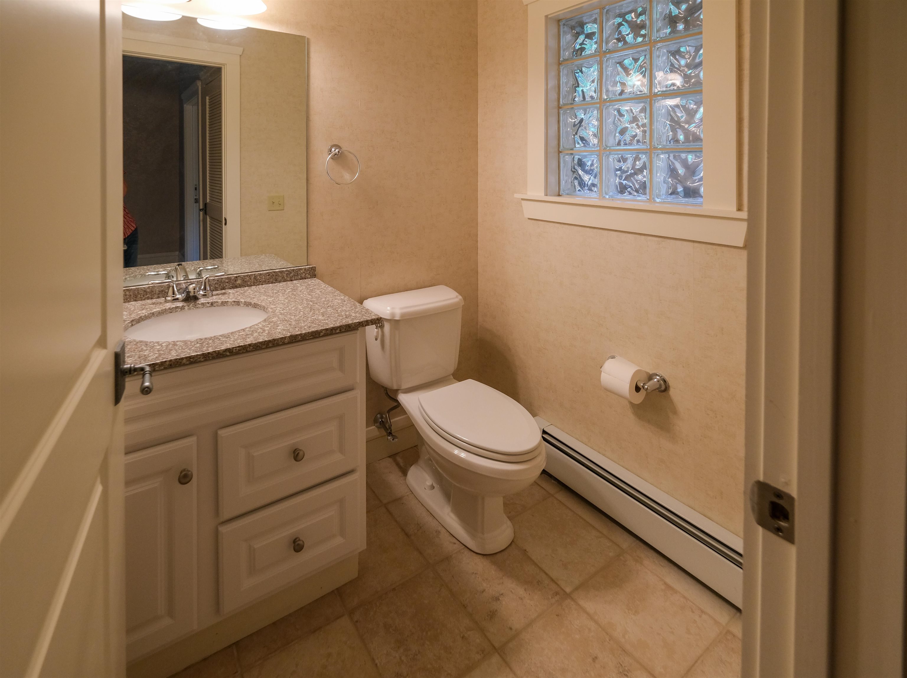 60 Spaulding Road Unit: J1