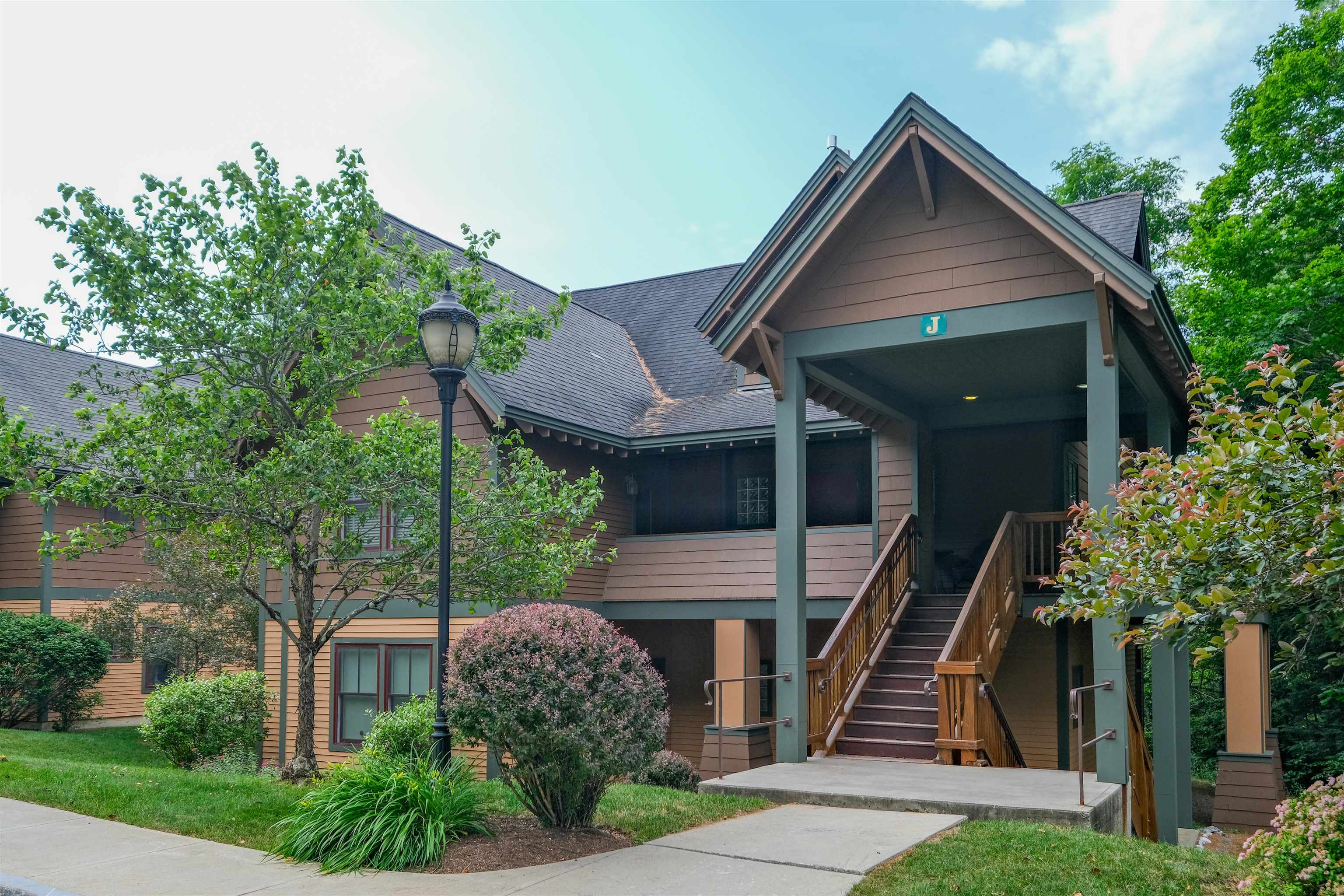 60 Spaulding Road Unit: J1