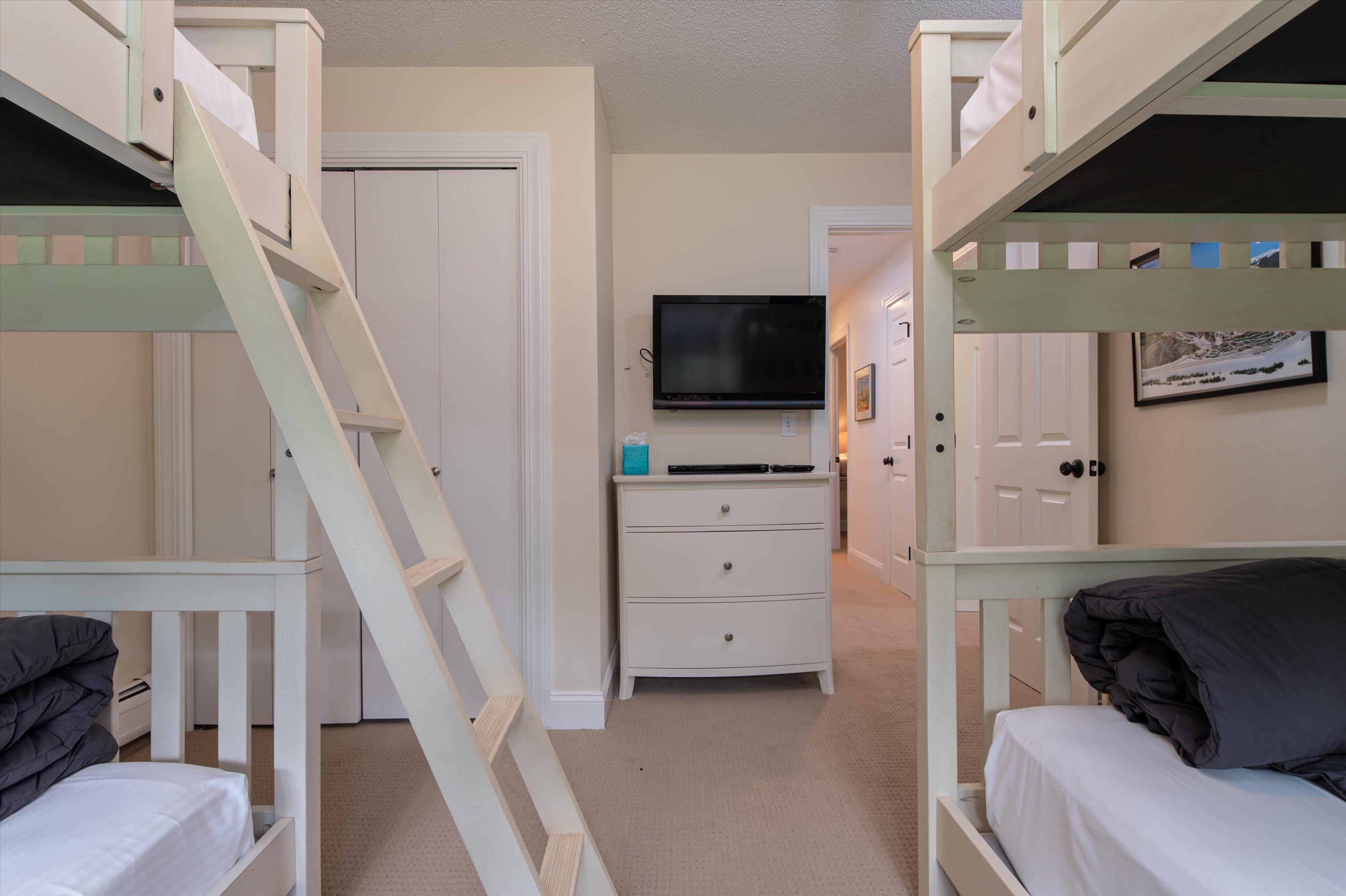 360 Okemo Trailside Extension Unit: 37B