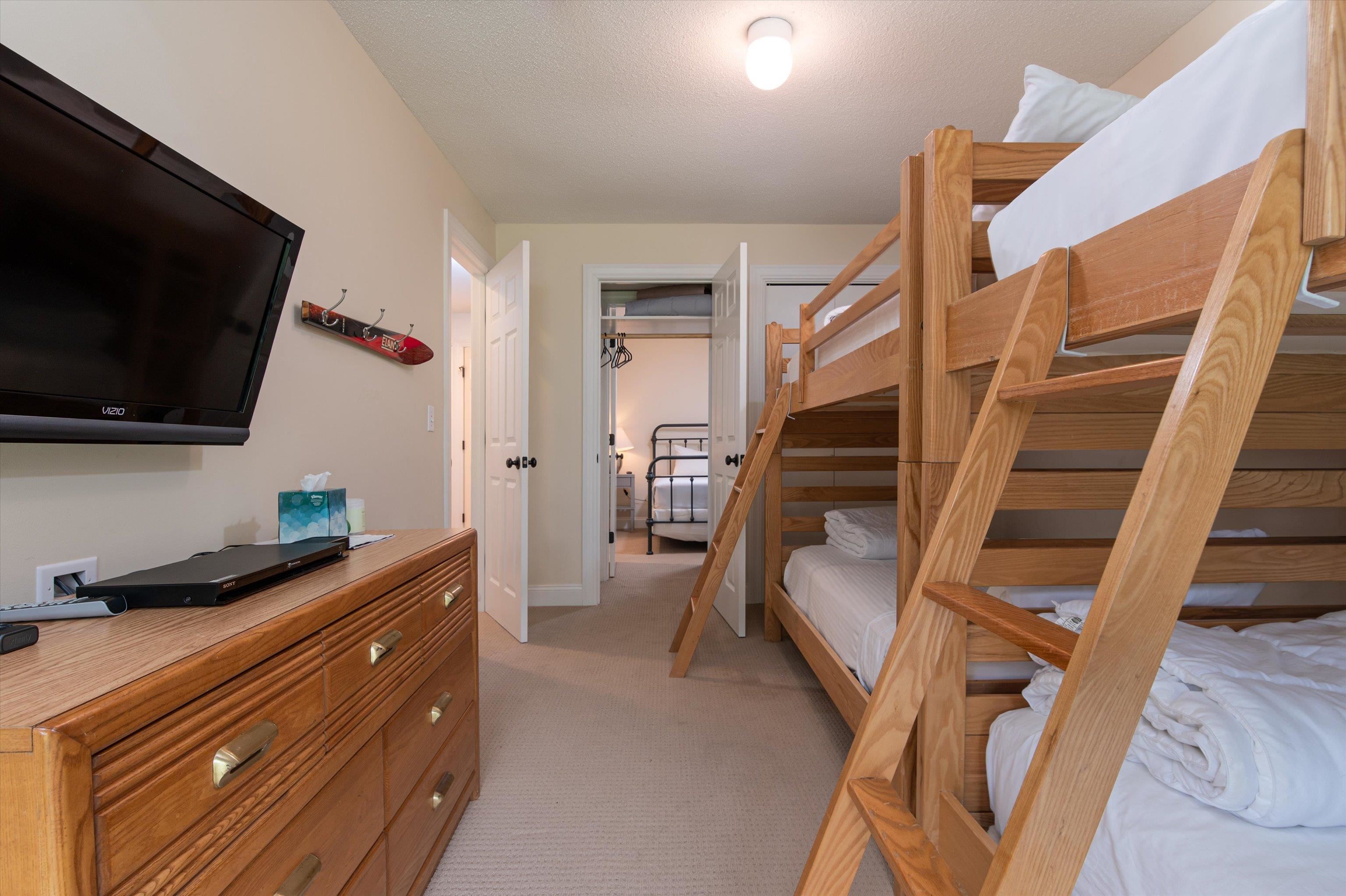 360 Okemo Trailside Extension Unit: 37B