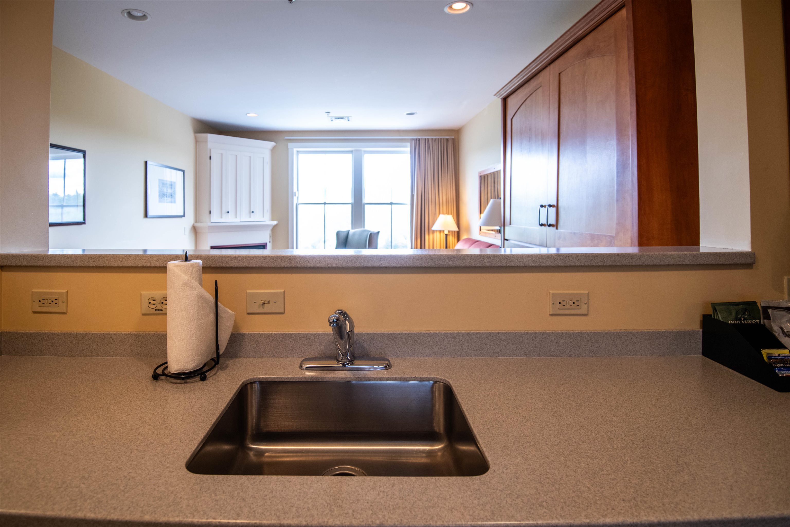 434 Qtr. I V Jackson Gore Inn