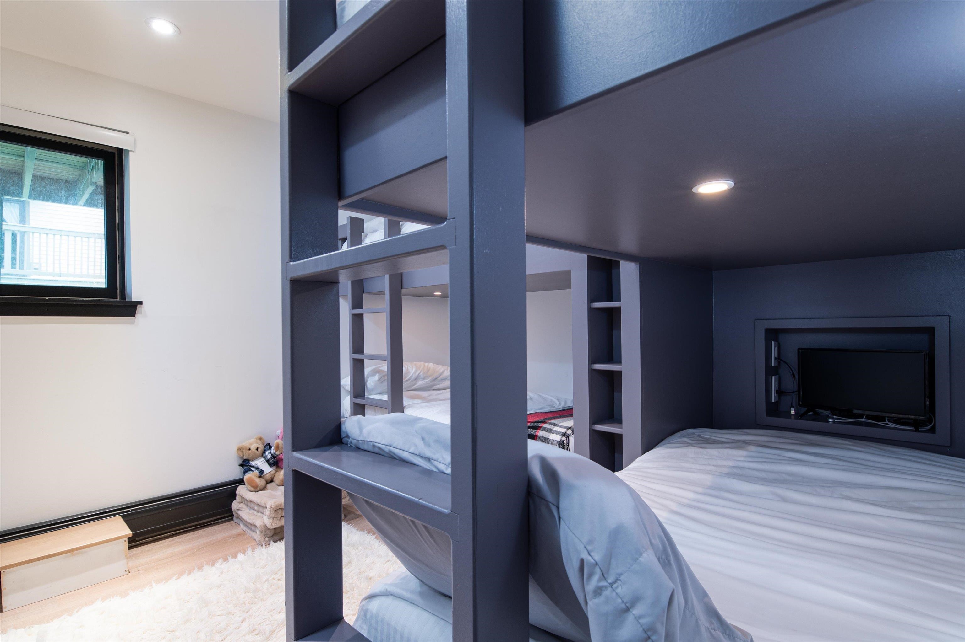 360 Okemo Trailside Extension Unit: 37E